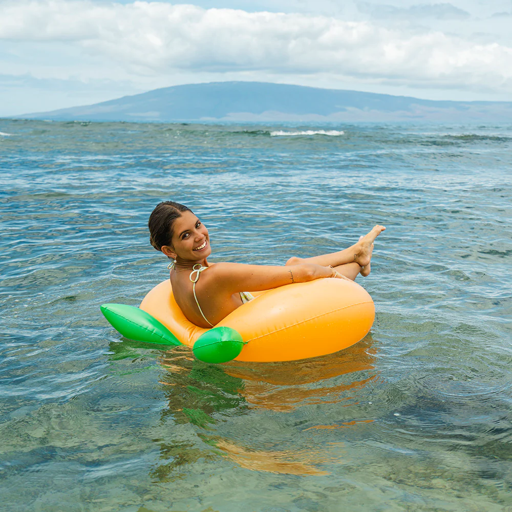 SplashParty Jumbo 40-Inch Peach-Shaped Pool Float - Image 4