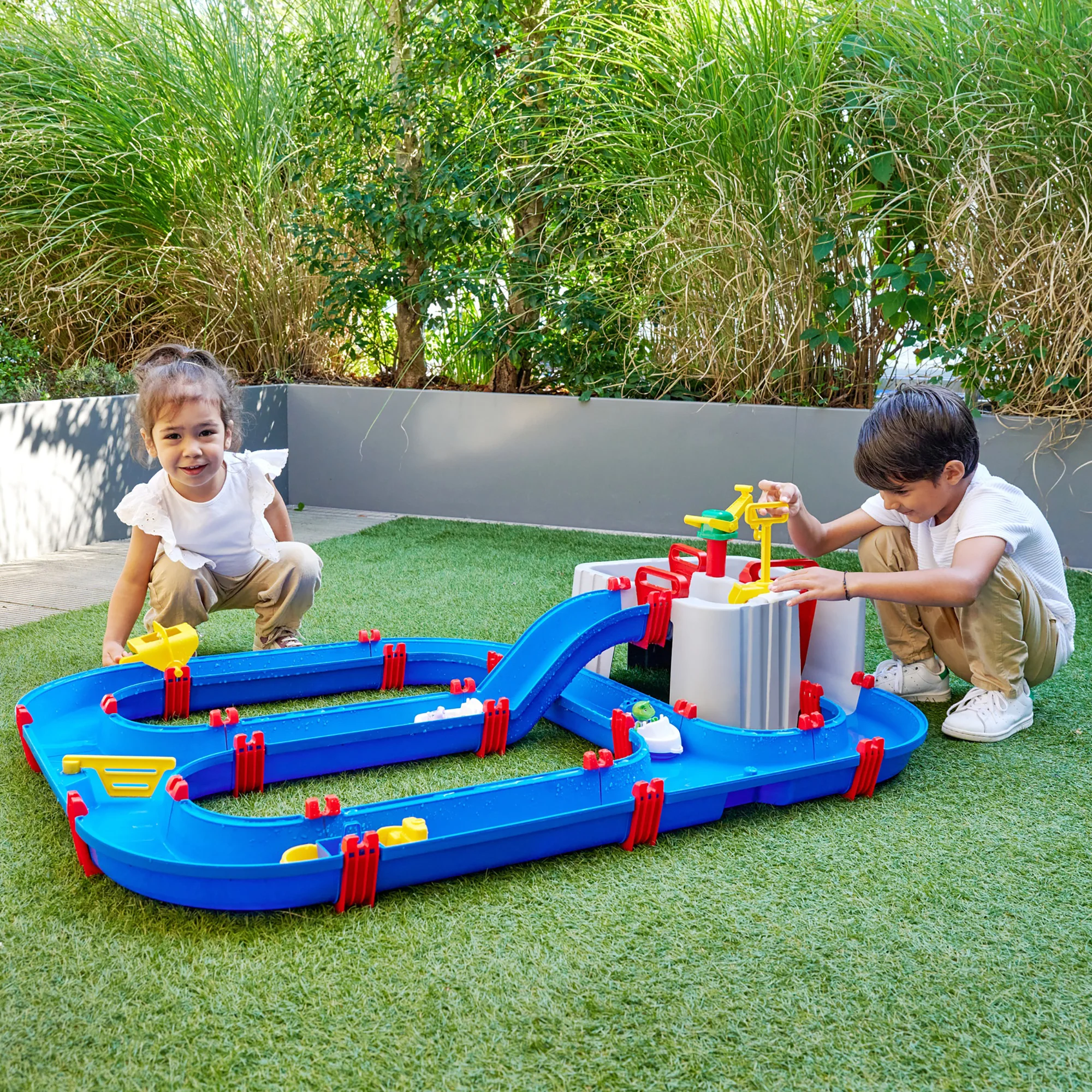 AquaPlay Harbor Waterway Playset With Crane, Pump, Slide, 3 Boats And 2 Figures - Image 2