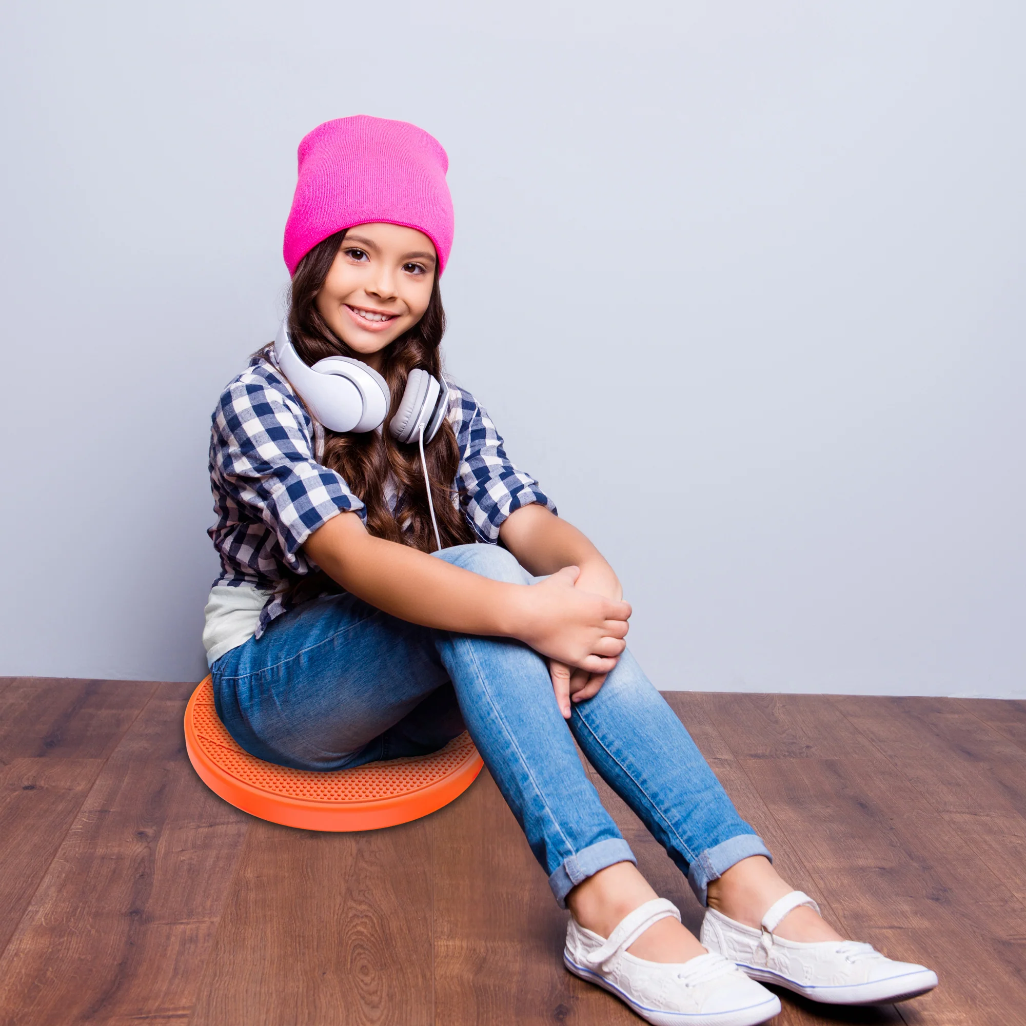 Bouncyband Wiggle Seat Sensory Cushion - Orange Basketball Design - Image 9