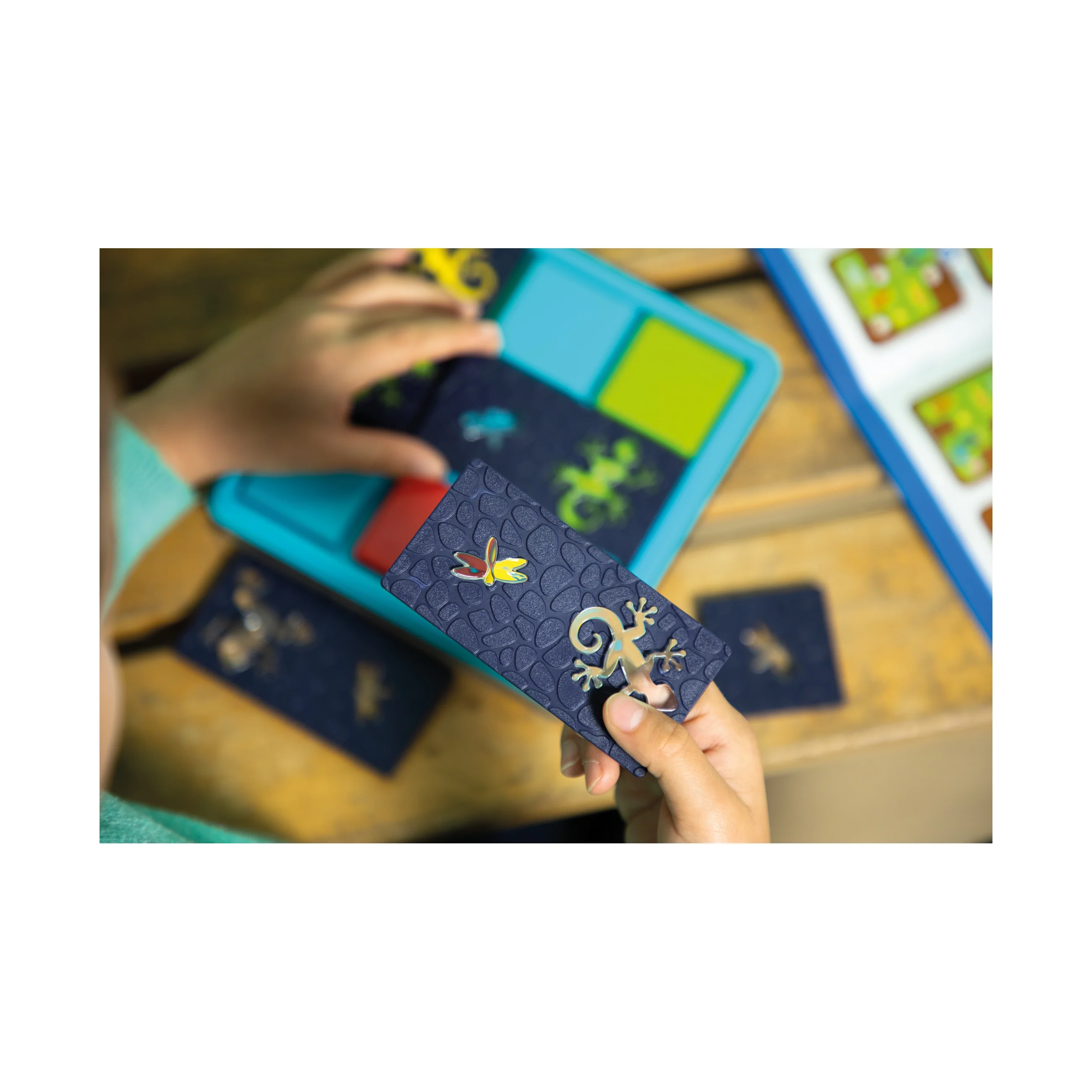 SmartGames Color Catch Puzzle Game - Image 5