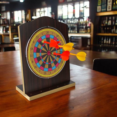 Island Dogs Mini Desktop Dart Game Set - Image 7