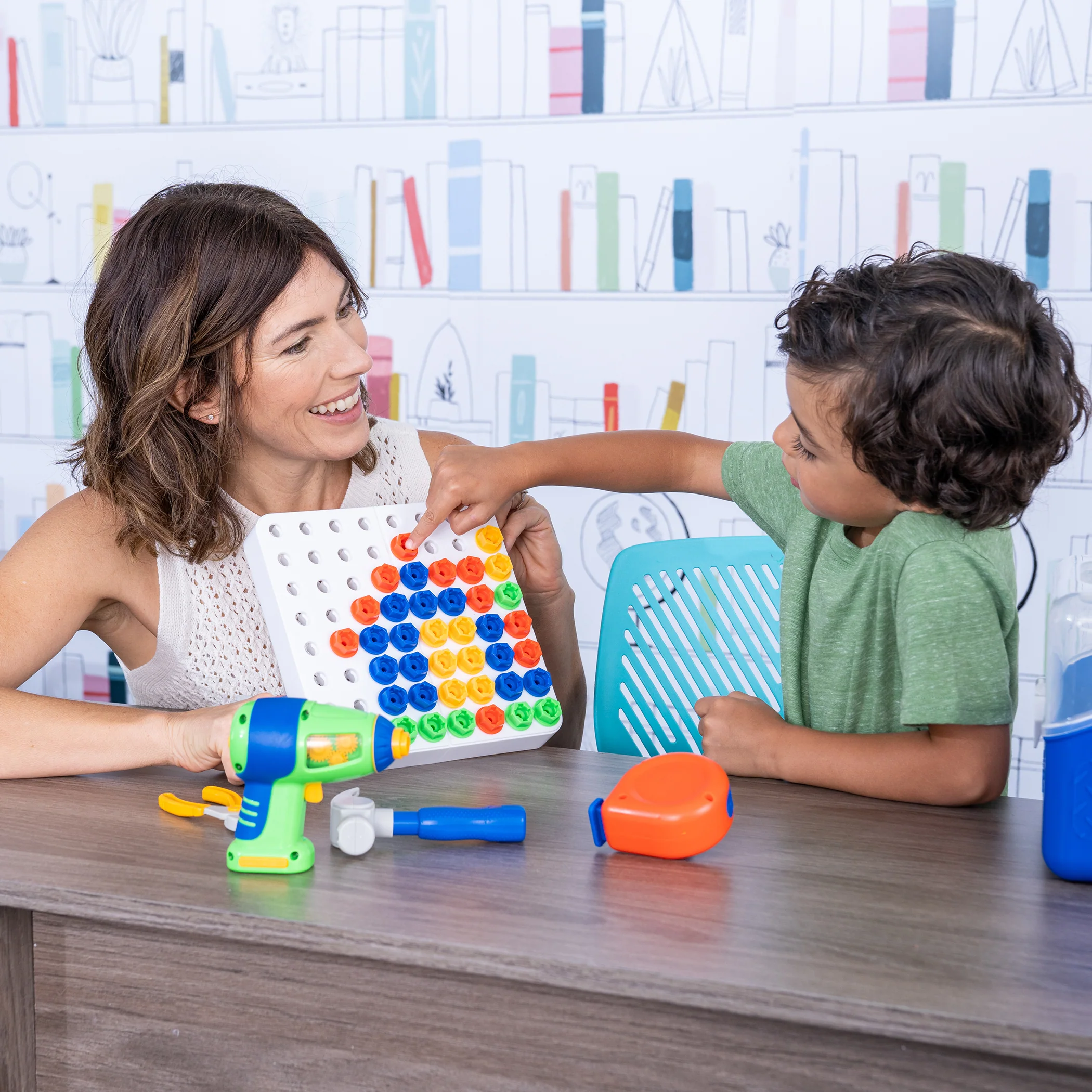 Educ “Educational Insights Design & Drill Toolbox - Vibrant STEM Toy Kit” - Image 6