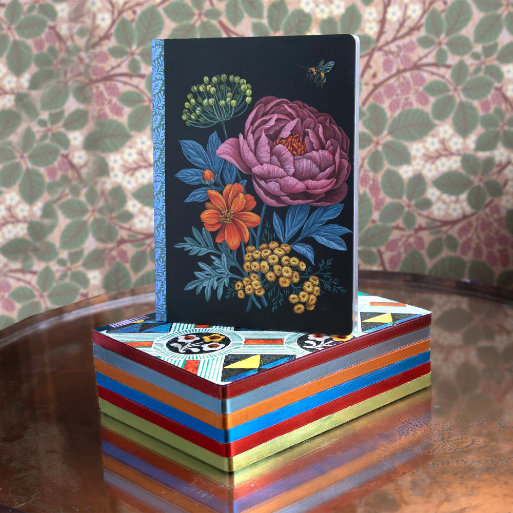 eeBoo Piece & Love: Abundant Bouquet Gilded Journal - Floral Hardcover Diary - Image 4