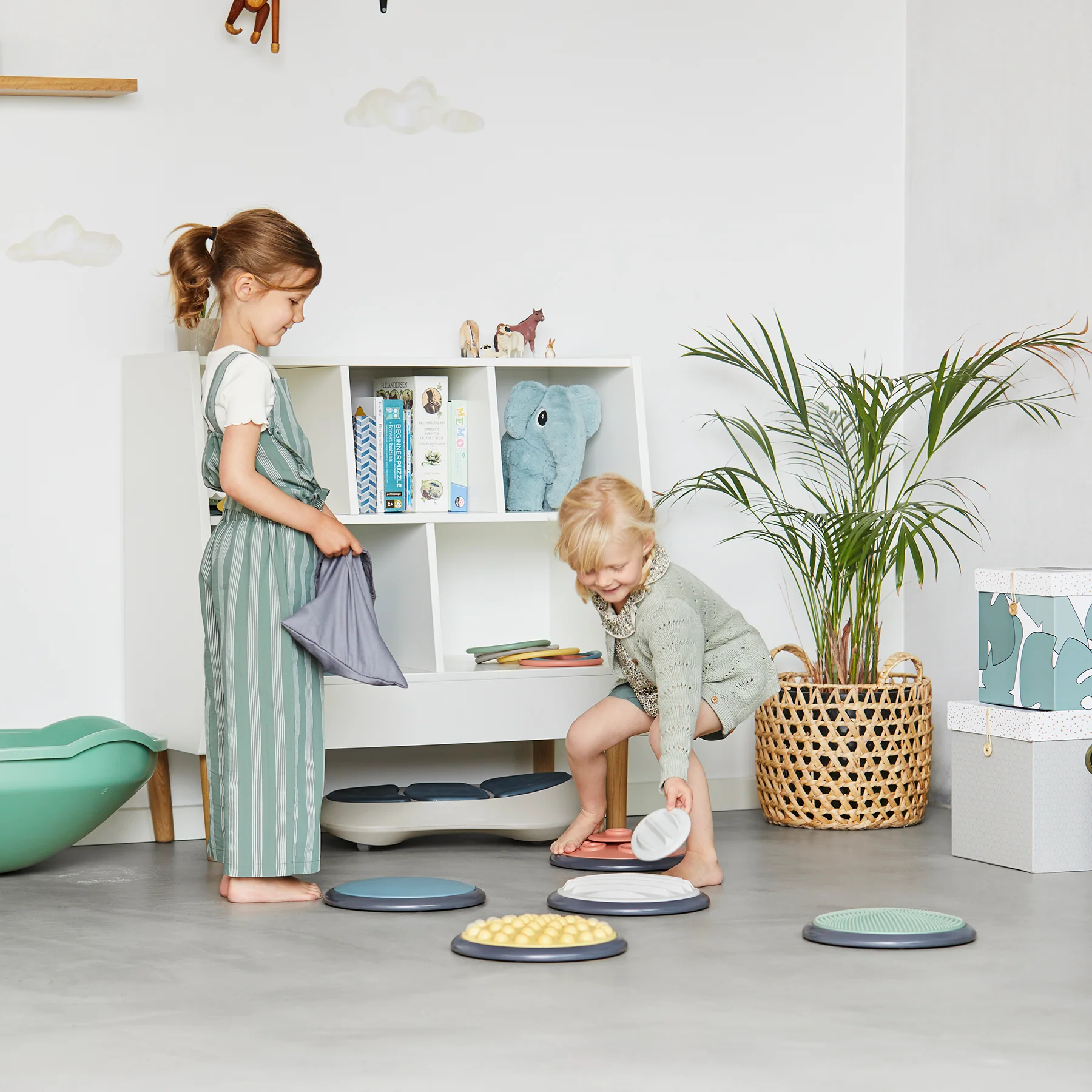 GONGE Tactile Discs Nordic - Sensory Development Rubber Game Set - Image 4