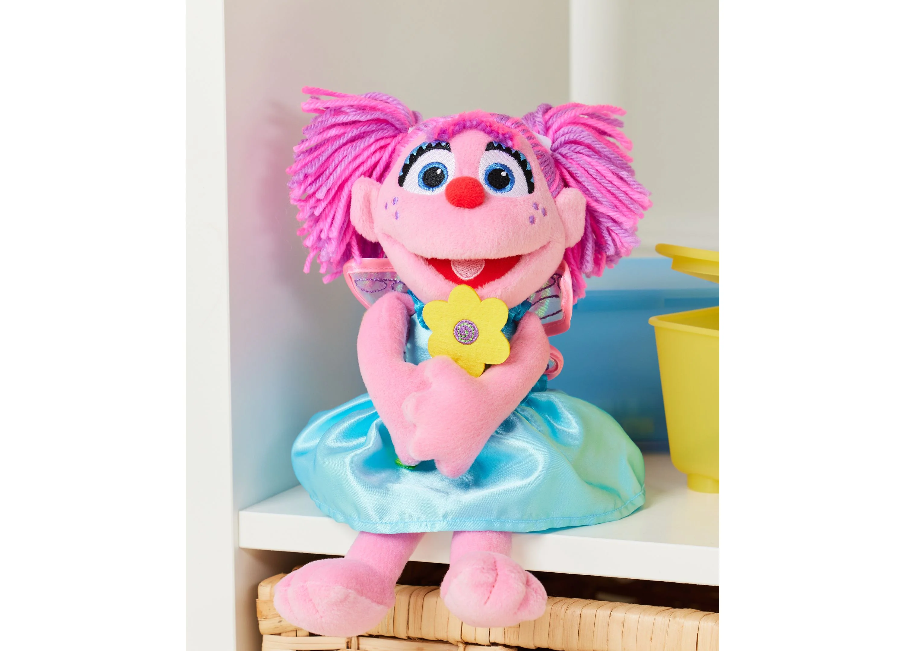 GUND Abby Cadabby 11 inch Plush with Iridescent Wings and Flower - Image 6