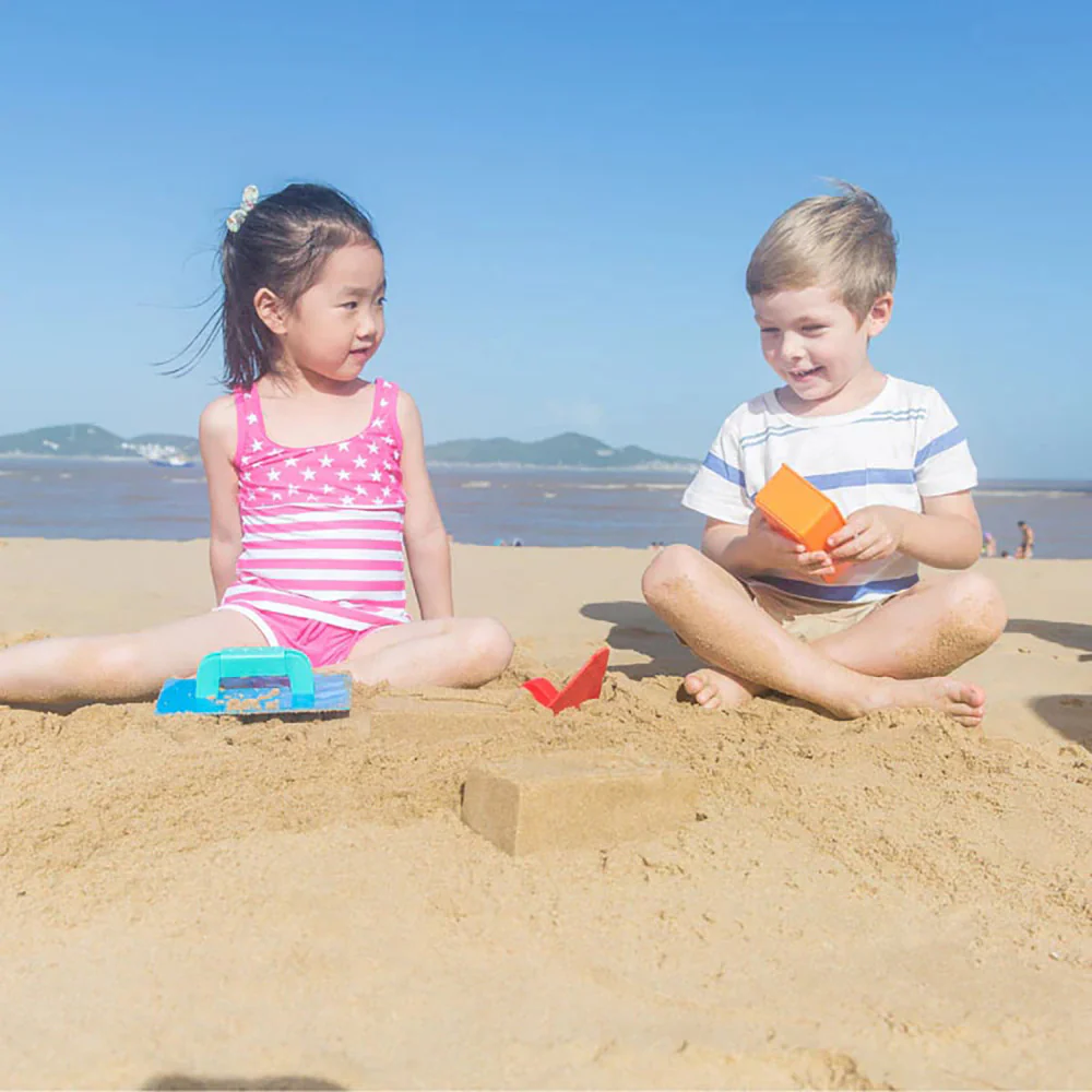 Hape - Master Bricklayer Set - 3pc Sand Castle Building Playset - Image 5