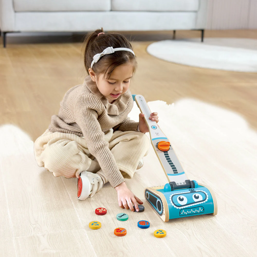 Hape Robot Vacuum Clean Up Playset - Whimsical Blue Wooden Toy - Image 8