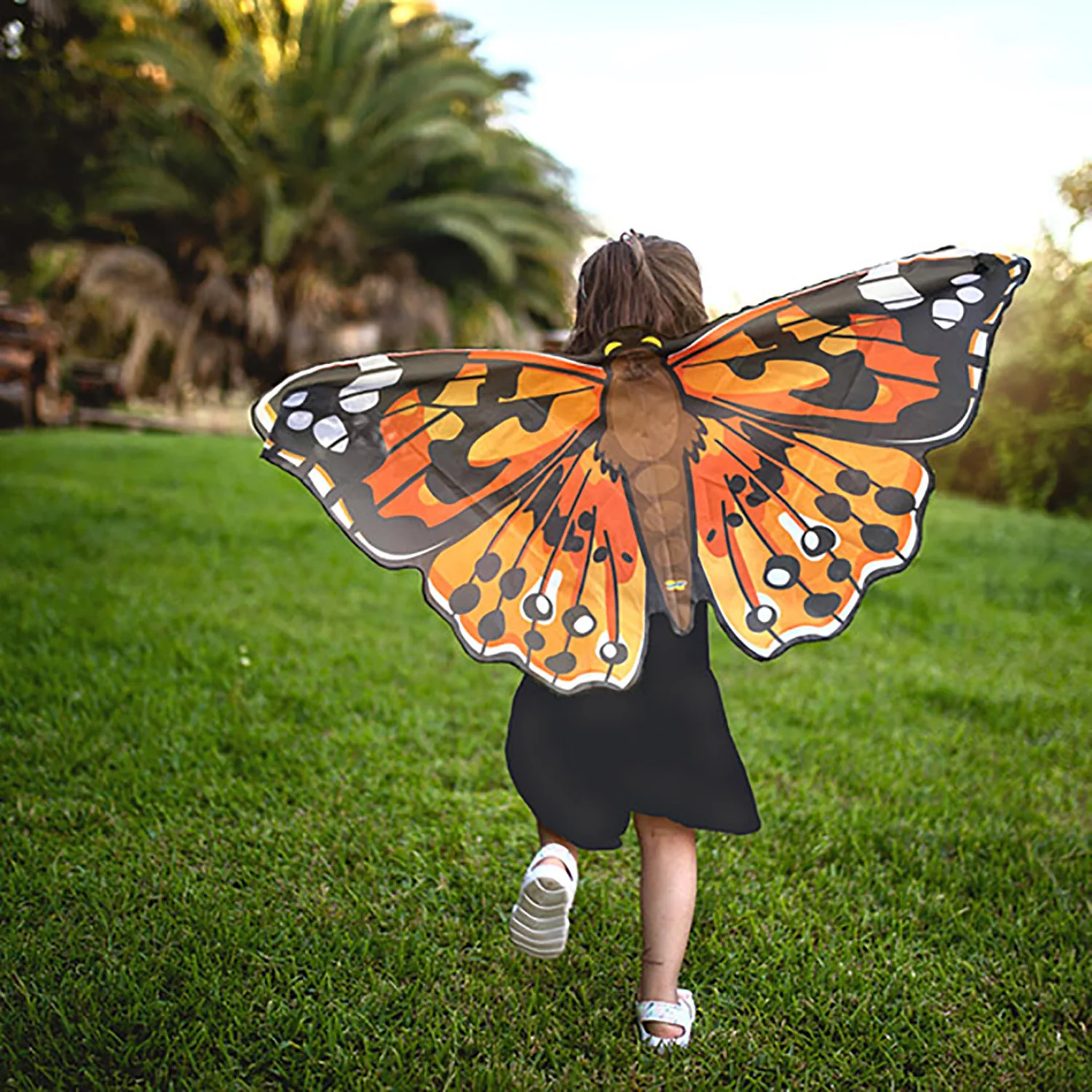 Insect Lore Vibrant Painted Lady Butterfly Wings for Kids, 3-Pack - Image 6