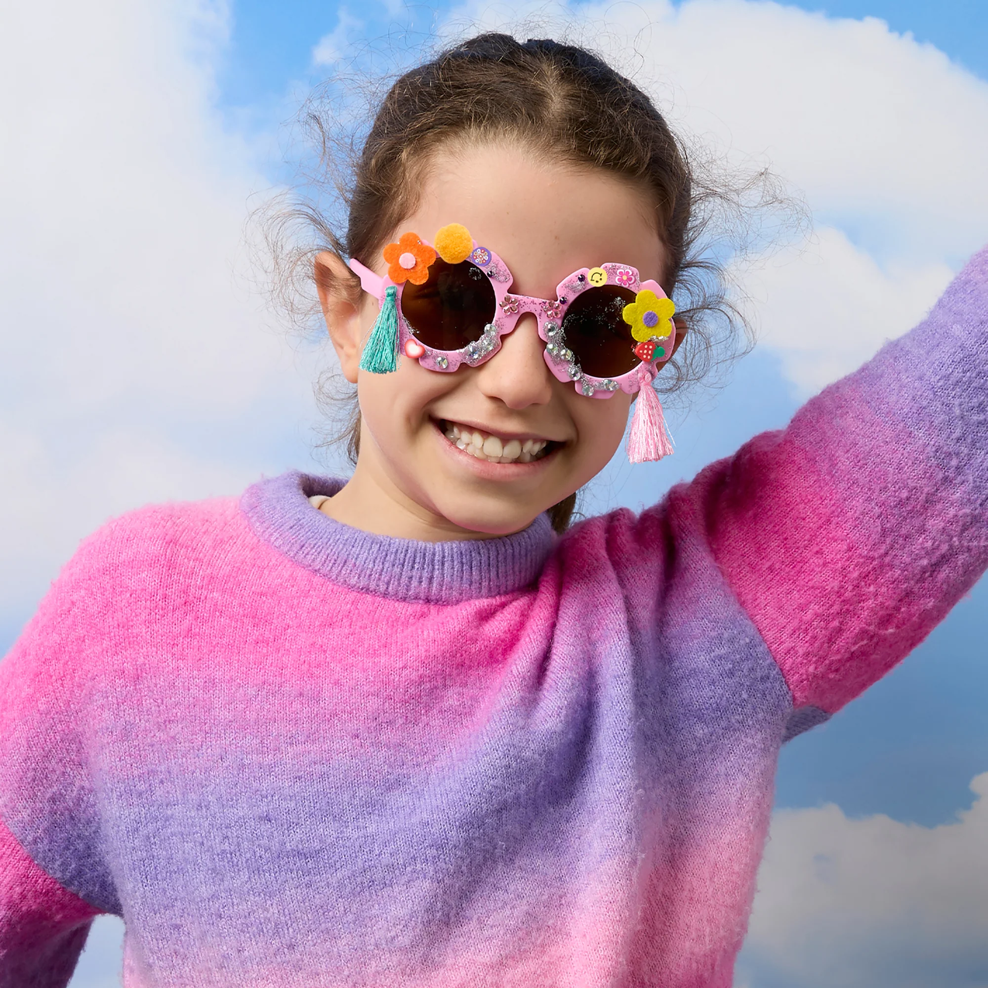 Journey Of Something Decorate Your Own Flower Sunglasses Craft Kit - Image 4