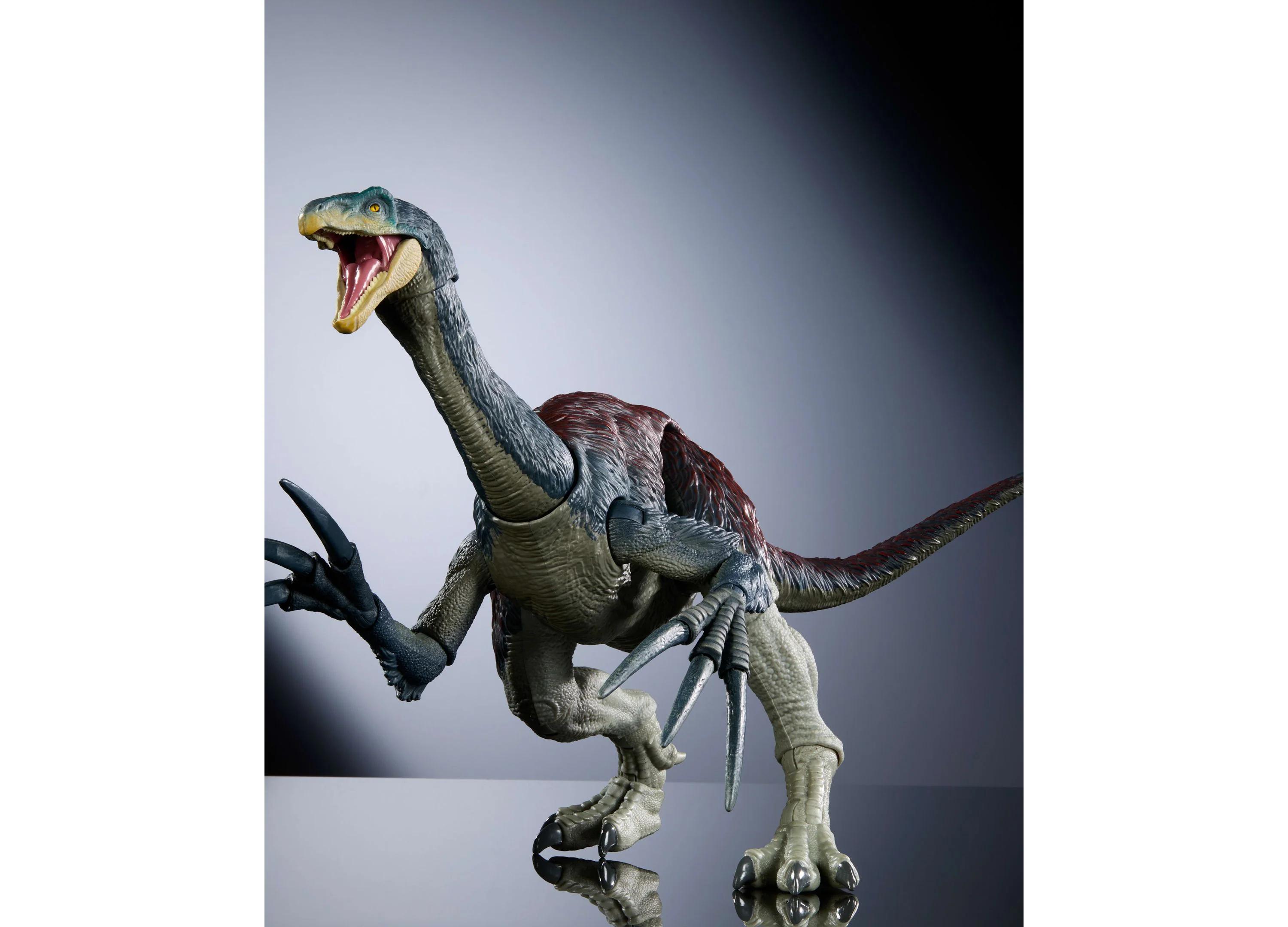 Jurassic World Hammond Collection 17-inch Therizinosaurus Action Figure - Image 2