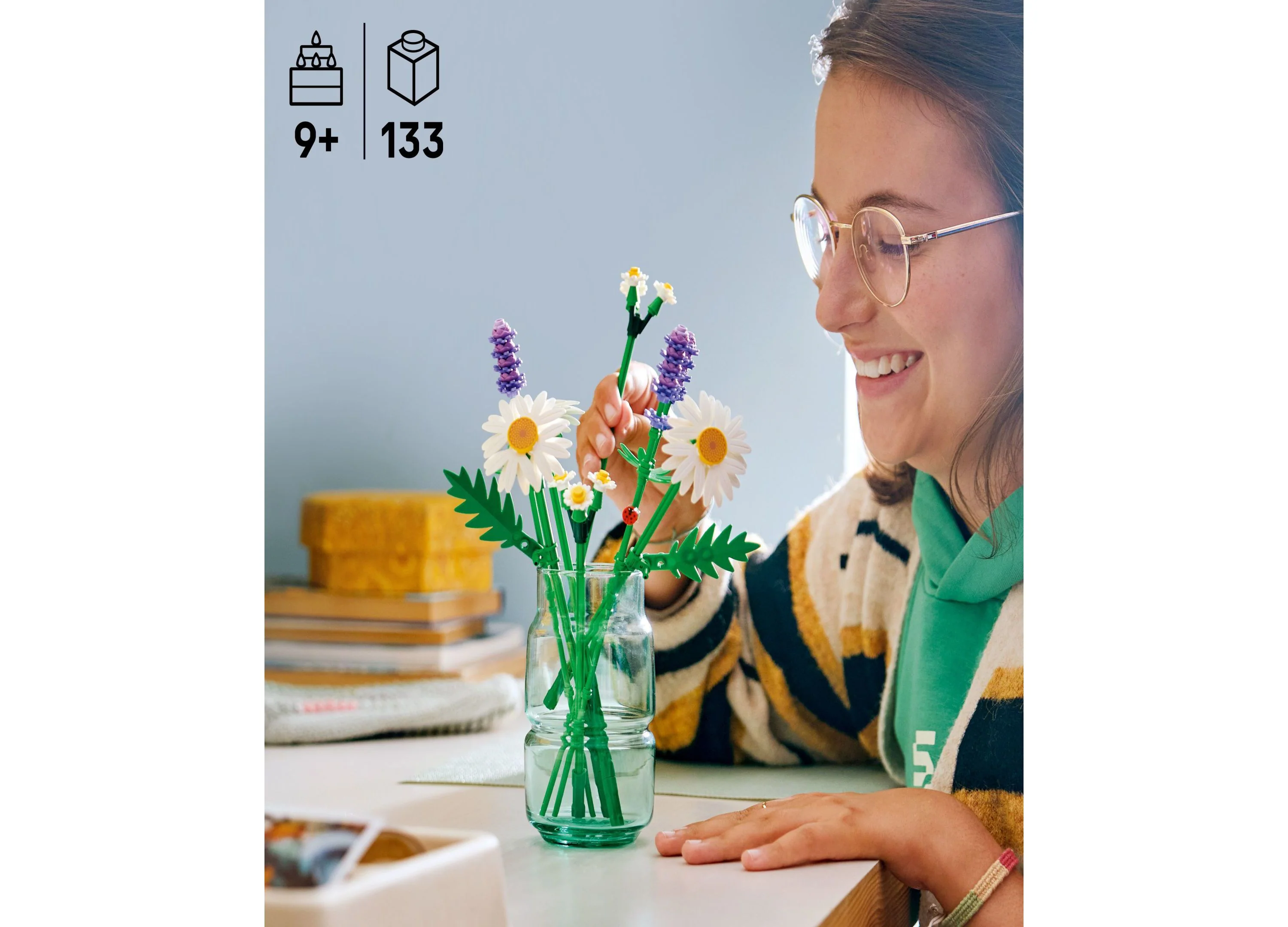 LEGO Botanicals Daisies Building Set, 133 Pieces - Image 2