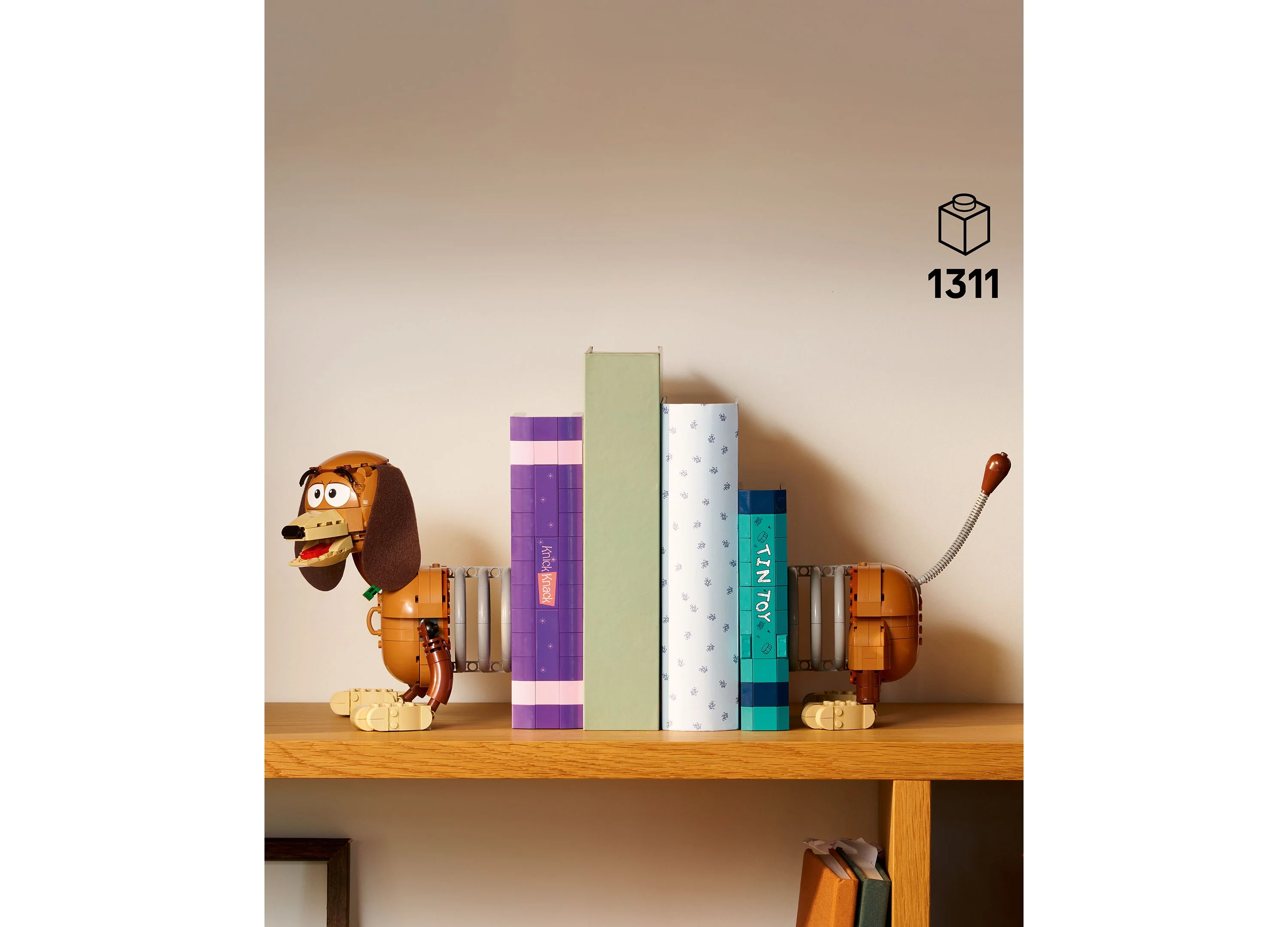 LEGO Disney and Pixar Toy Story Slinky Dog Bookends Building Set, 1311 Pieces - Image 4