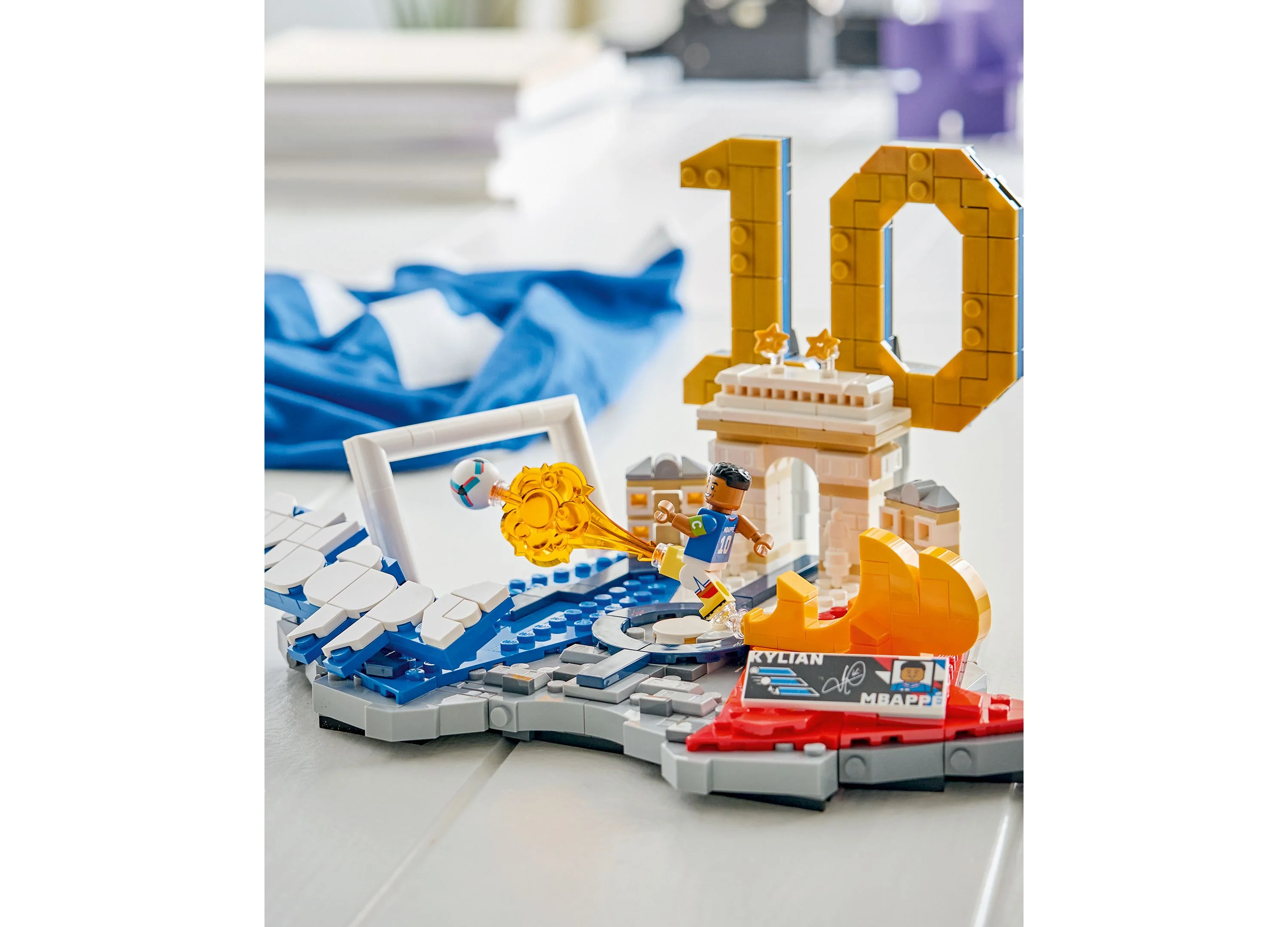 LEGO Editions Kylian Mbappé Soccer Highlights Building Set - 490 Pieces - Image 3