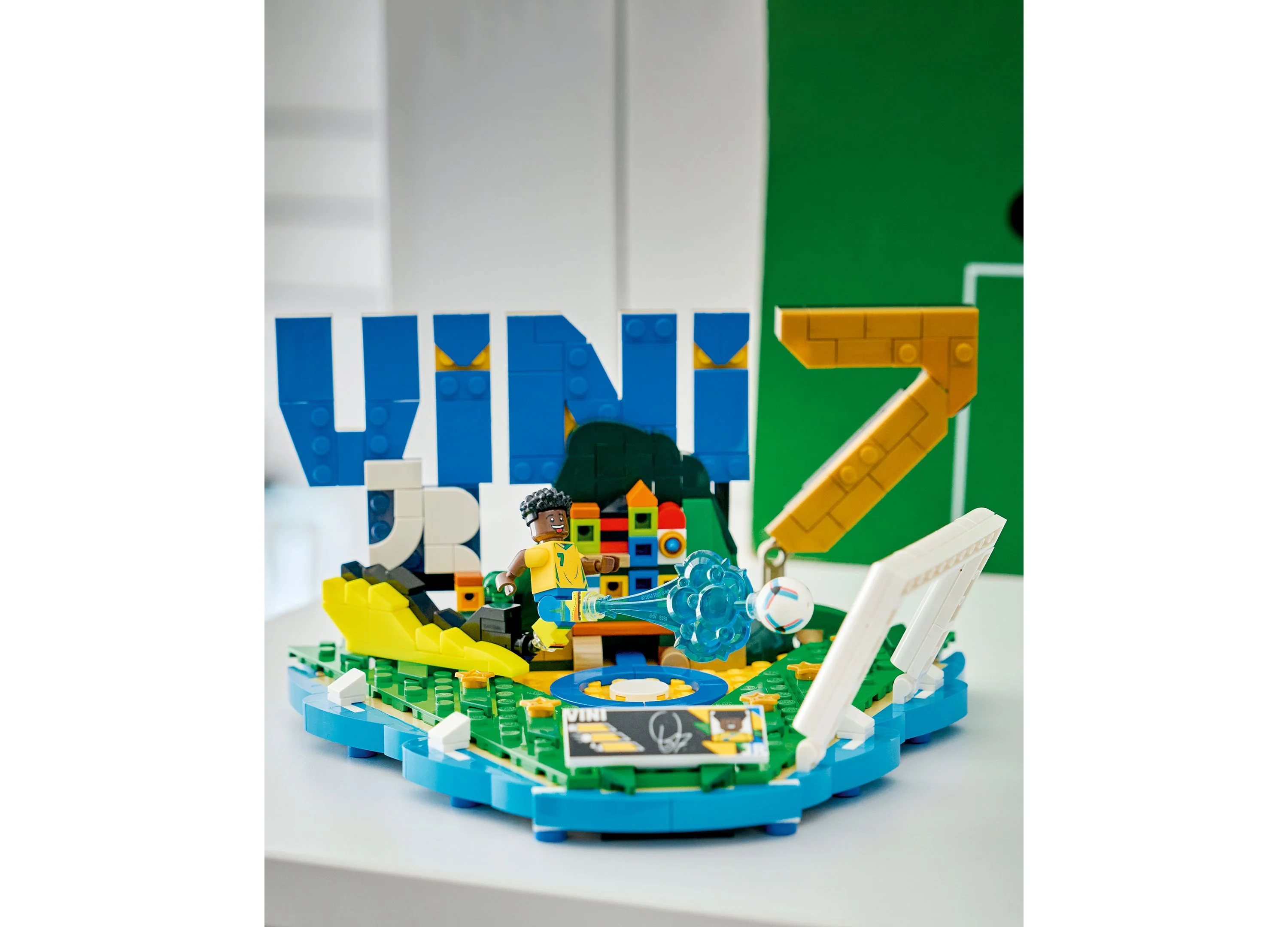 LEGO Editions Vini Jr. Soccer Highlights Building Set, 510 Pieces - Image 4