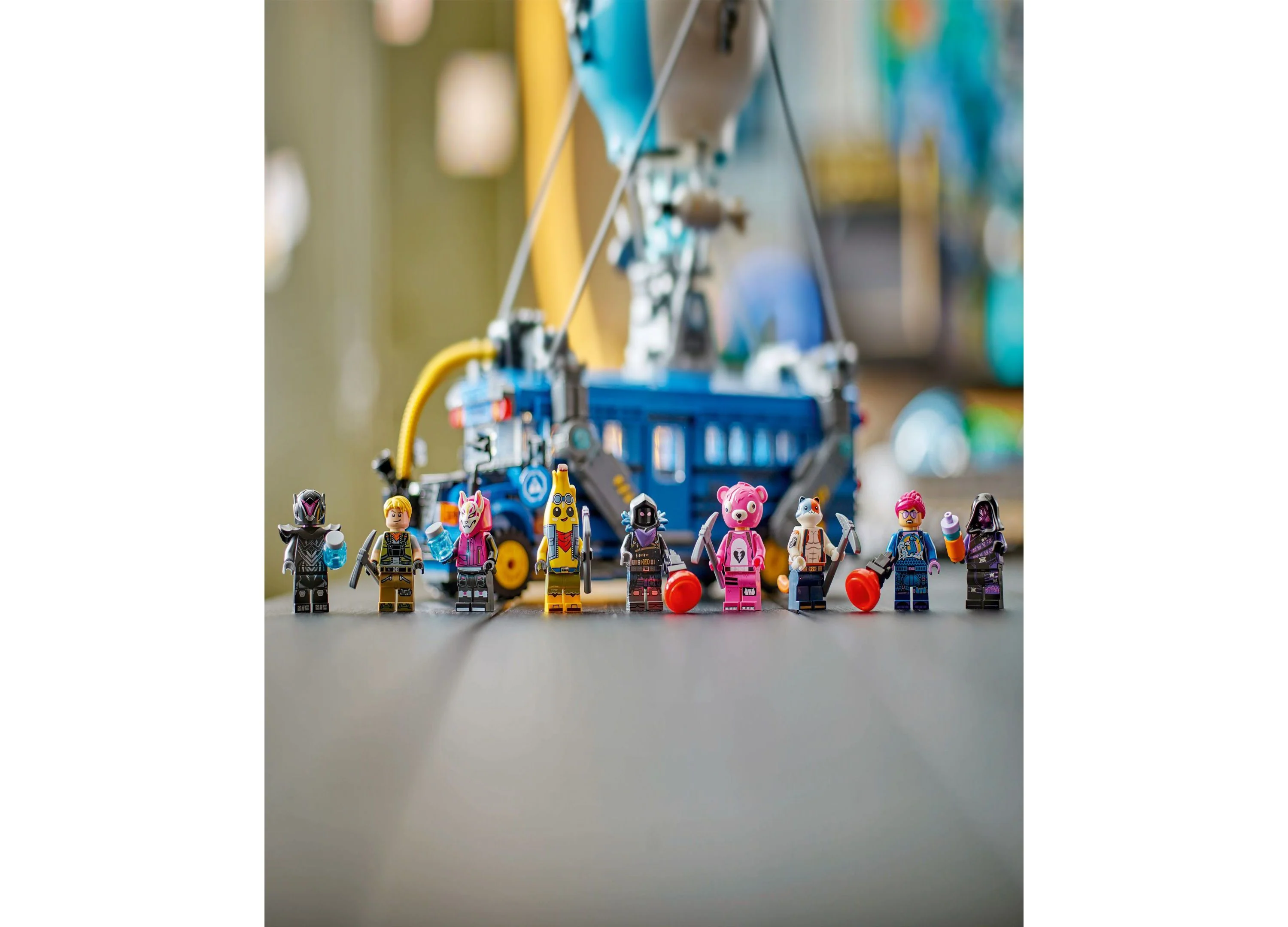LEGO Fortnite Battle Bus Building Set With 9 Minifigures - Image 2