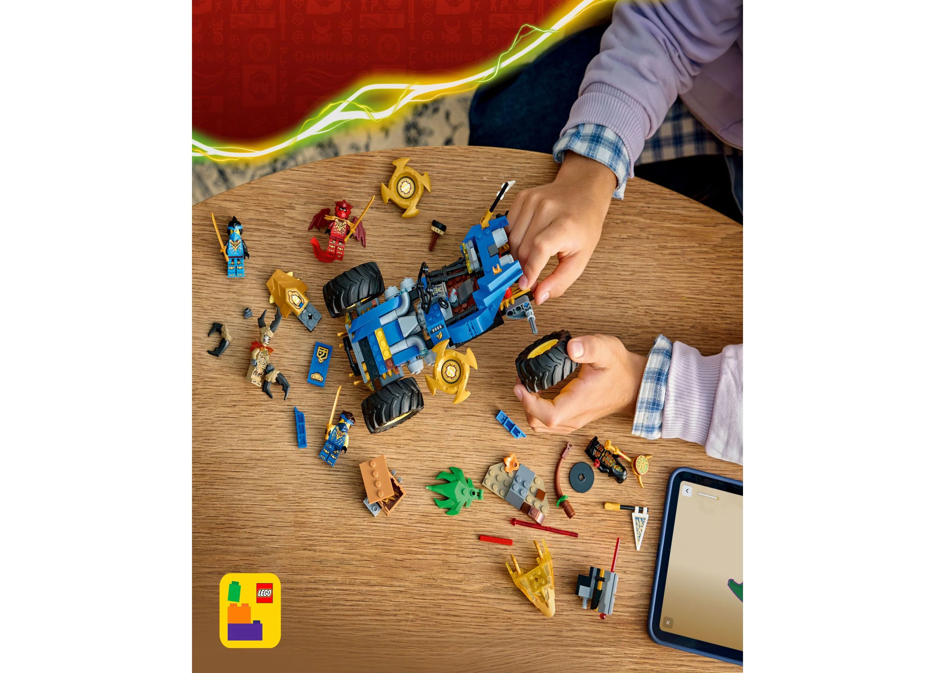 LEGO NINJAGO Jay's Epic Transforming Car Set - 387 Pieces - Image 3