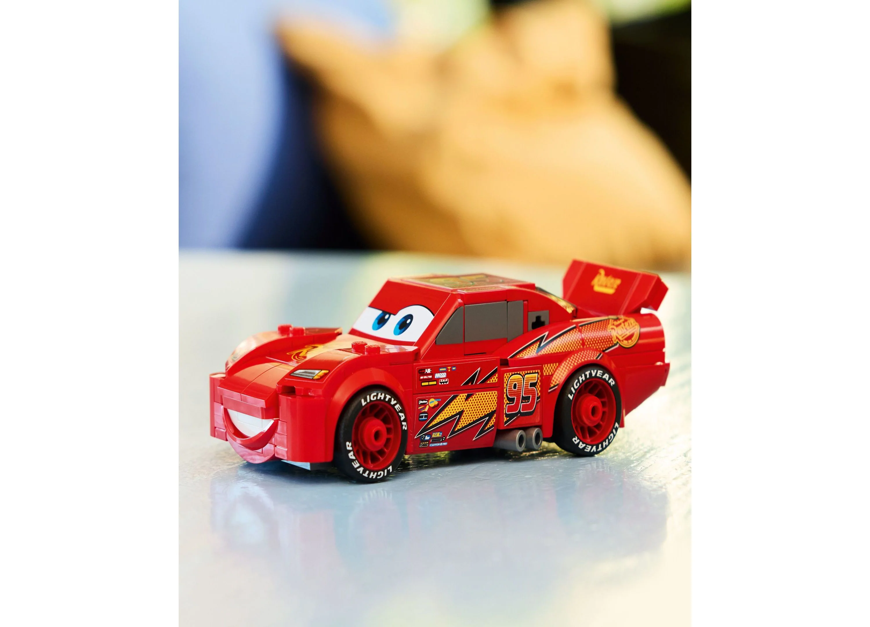 LEGO Speed Champions Lightning McQueen 270-Piece Disney Pixar Car Model Kit - Image 6
