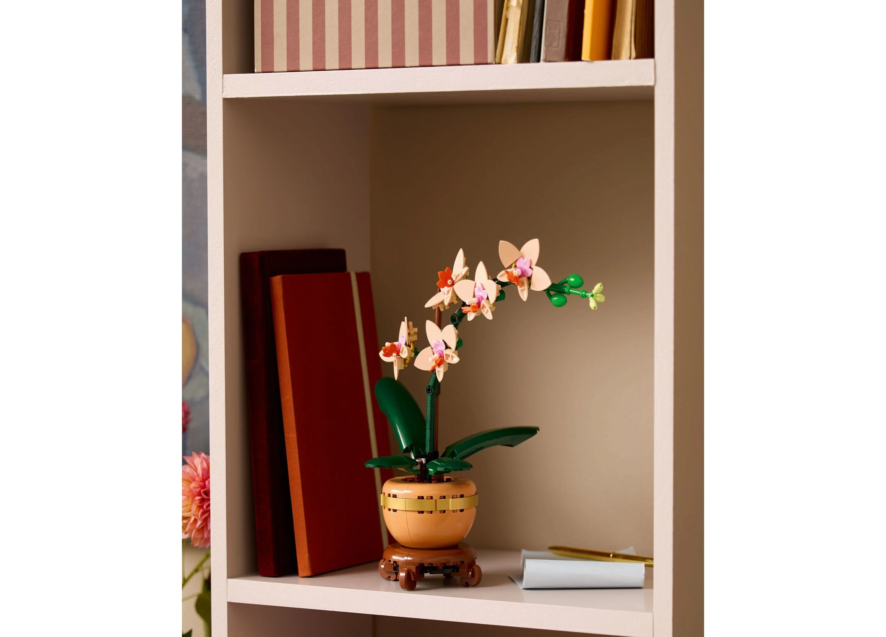 LEGO Botanical Collection Mini Orchid Display Set - 1034 - Image 5