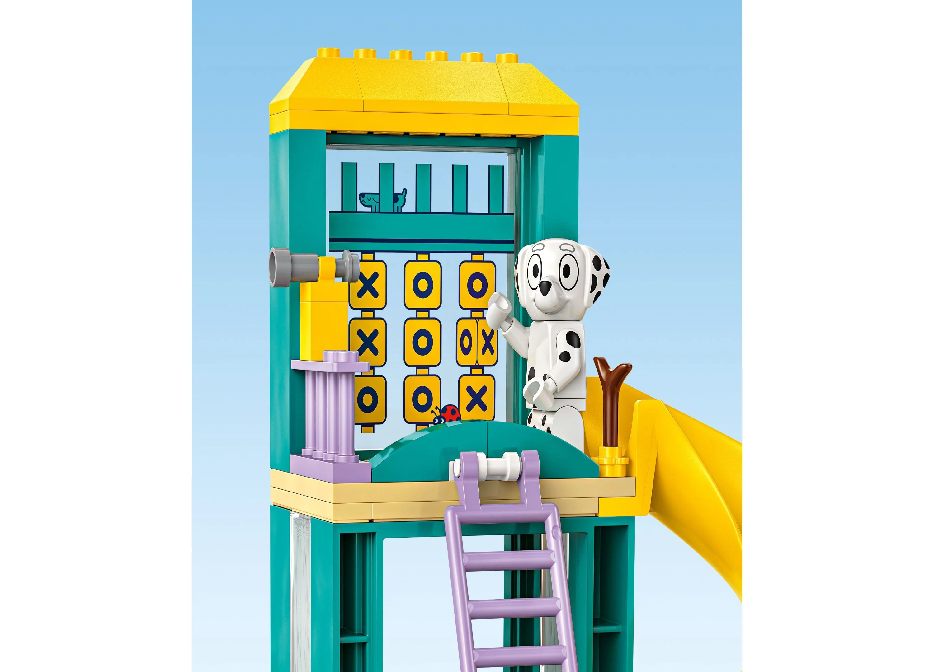 LEGO Bluey 104-Piece Playground Fun Set with Bluey and Chloe - Image 5