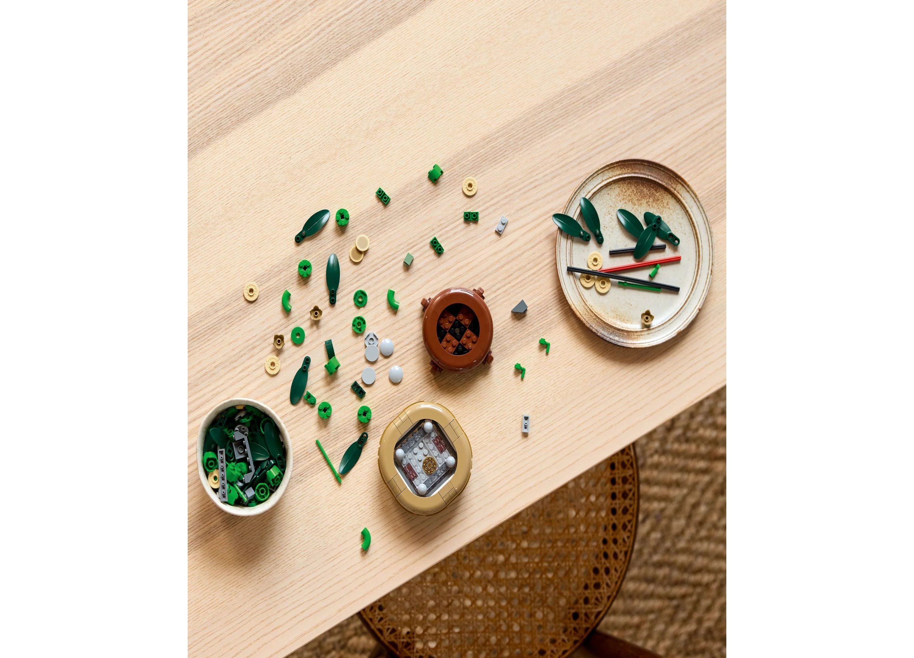 LEGO Botanicals Lucky Bamboo Building Set 10344, 325 Pieces - Image 5