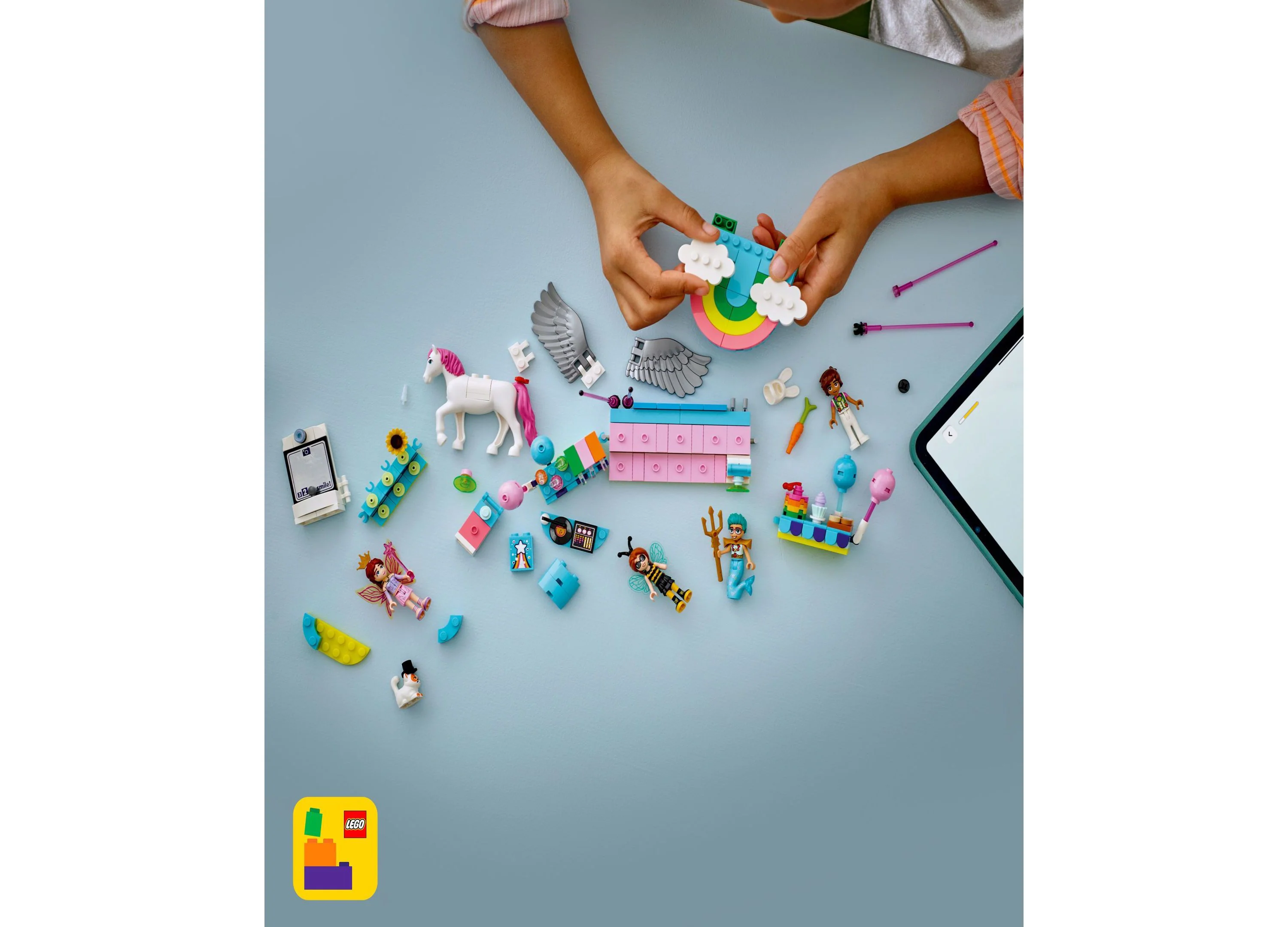 LEGO Friends 42661 Costume Party with Unicorn Fairy Set, 261 Pieces - Image 5