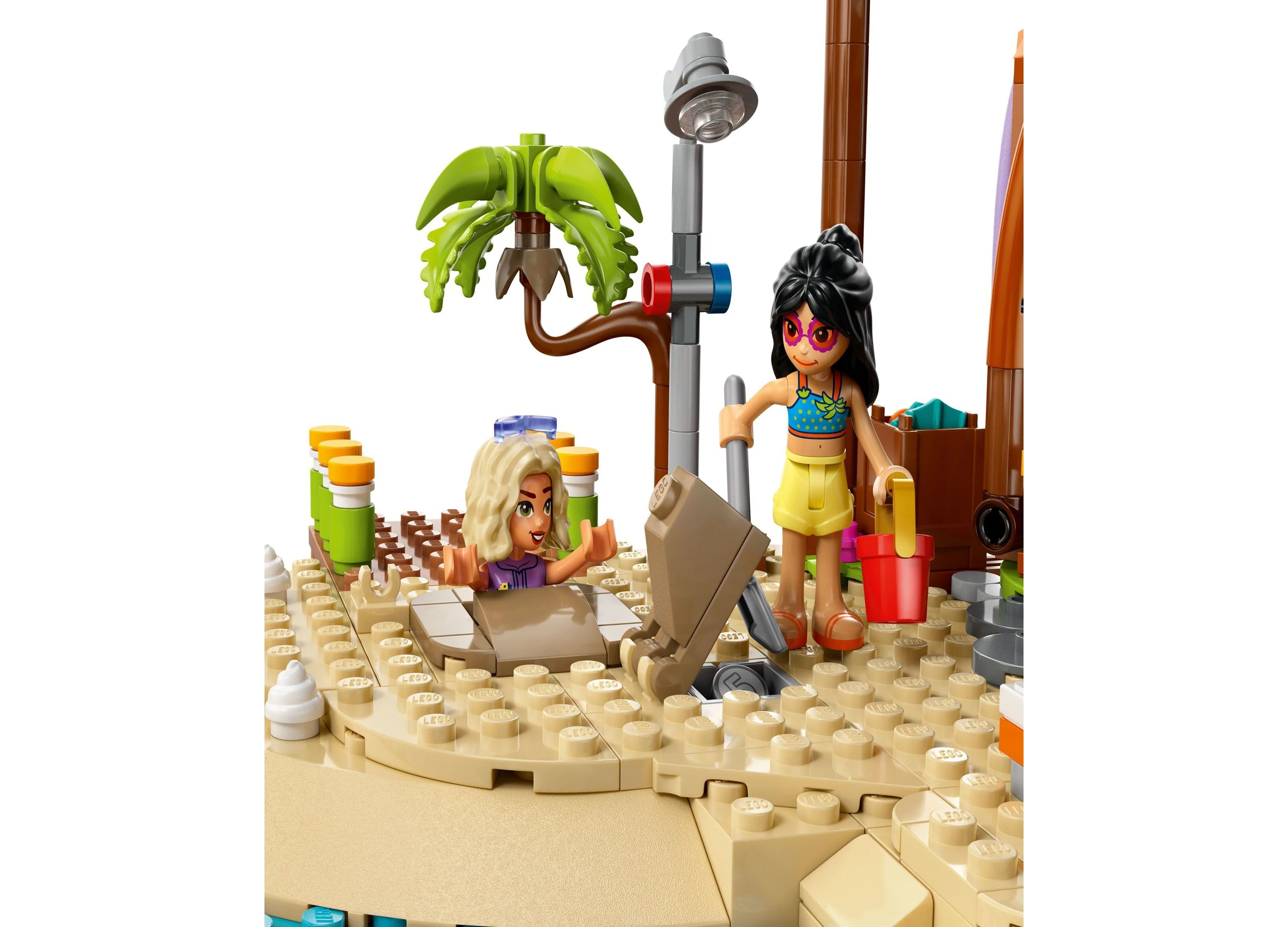 LEGO Friends Family Vacation Beach Resort 42673 Building Set - 1140 Pieces - Image 4