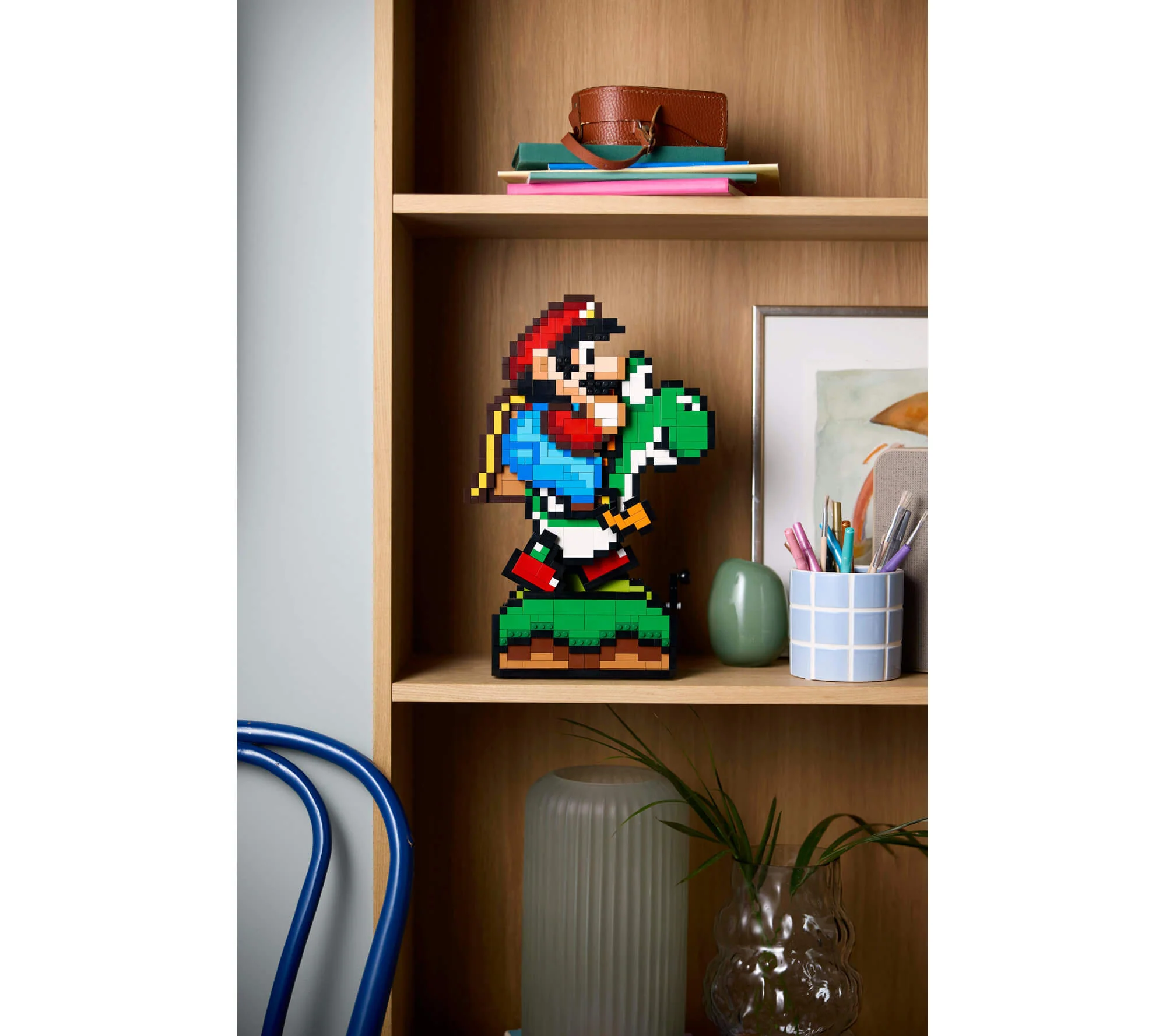 LEGO Super Mario World: Mario & Yoshi 71438 Display Model - Image 4