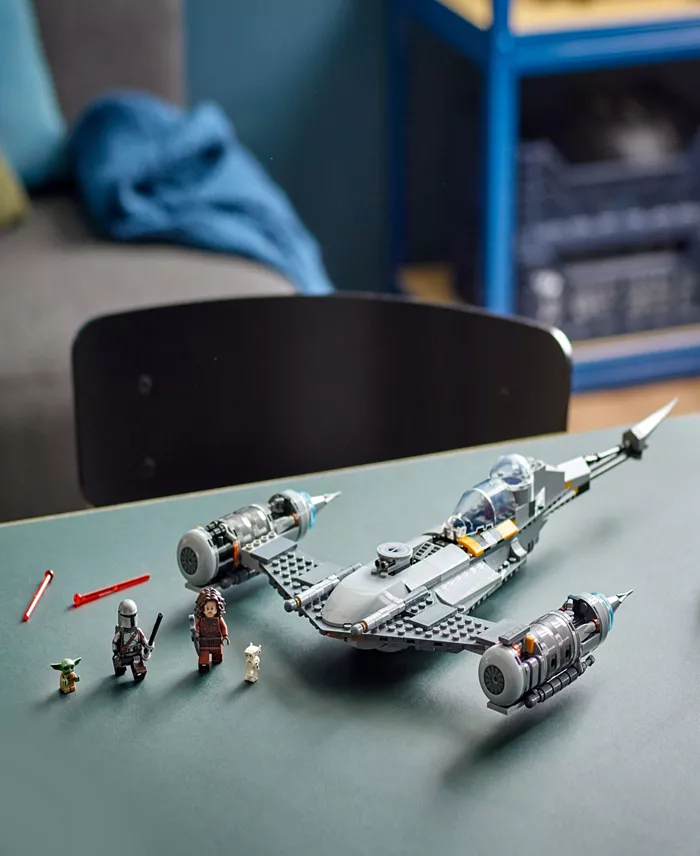 LEGO Star Wars The Mandalorian N-1 Starfighter 412-Piece Building Set - Image 4