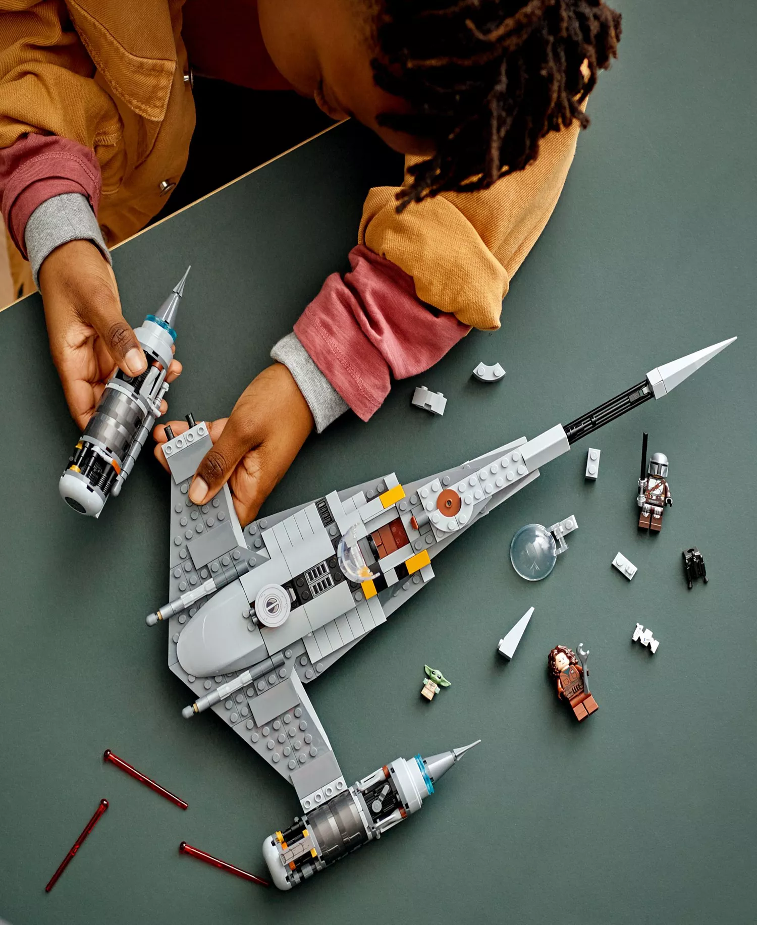 LEGO Star Wars The Mandalorian N-1 Starfighter 412-Piece Building Set - Image 5