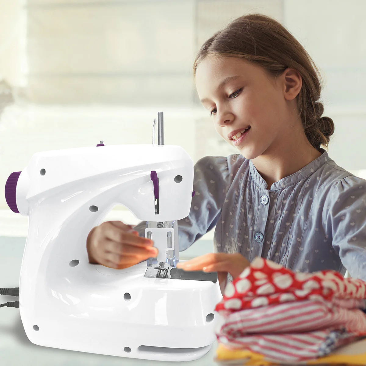 Lexibook Junior Beginner Sewing Workshop Kit - Image 2