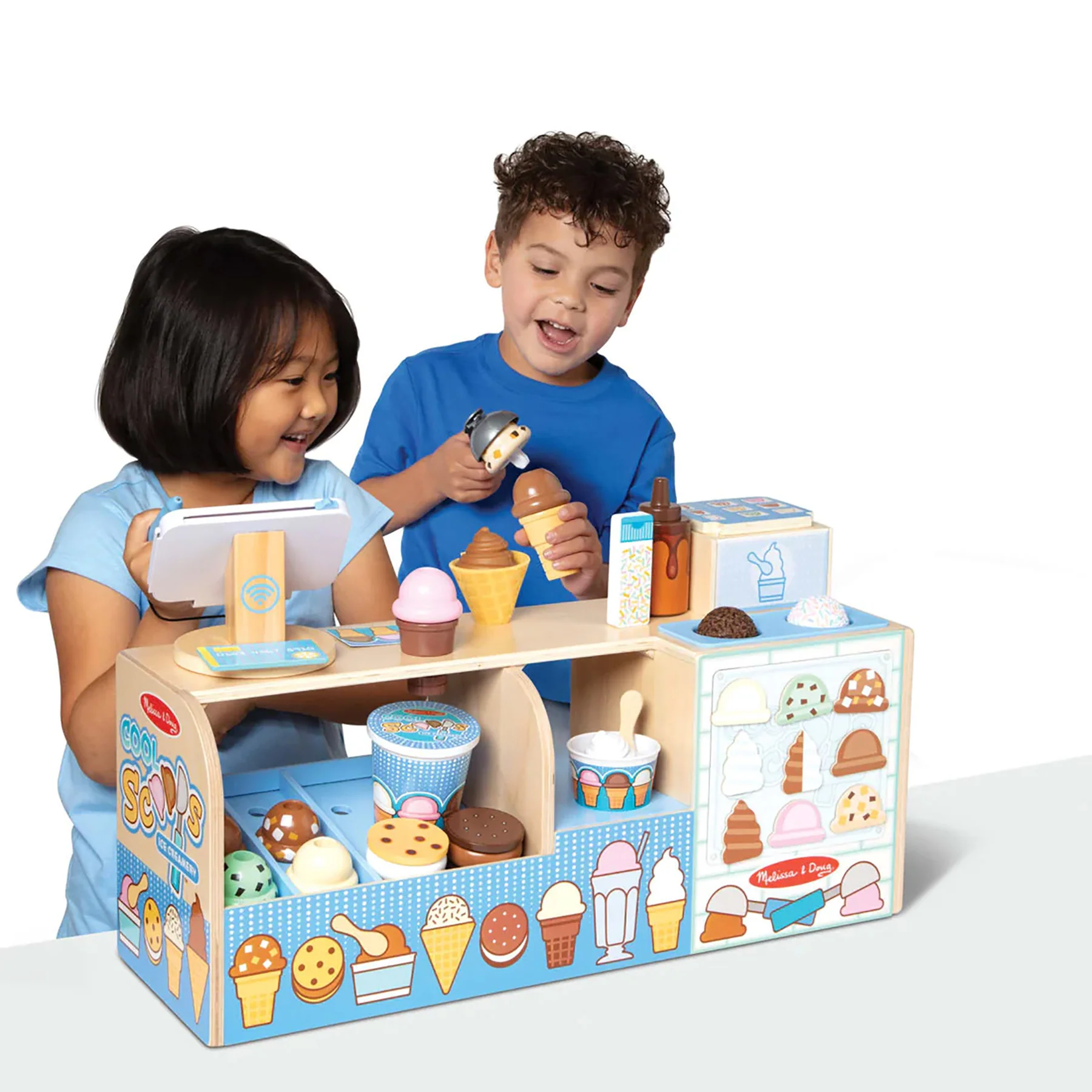 Melissa & Doug Cool Scoops Ice Creamery Playset - Image 4