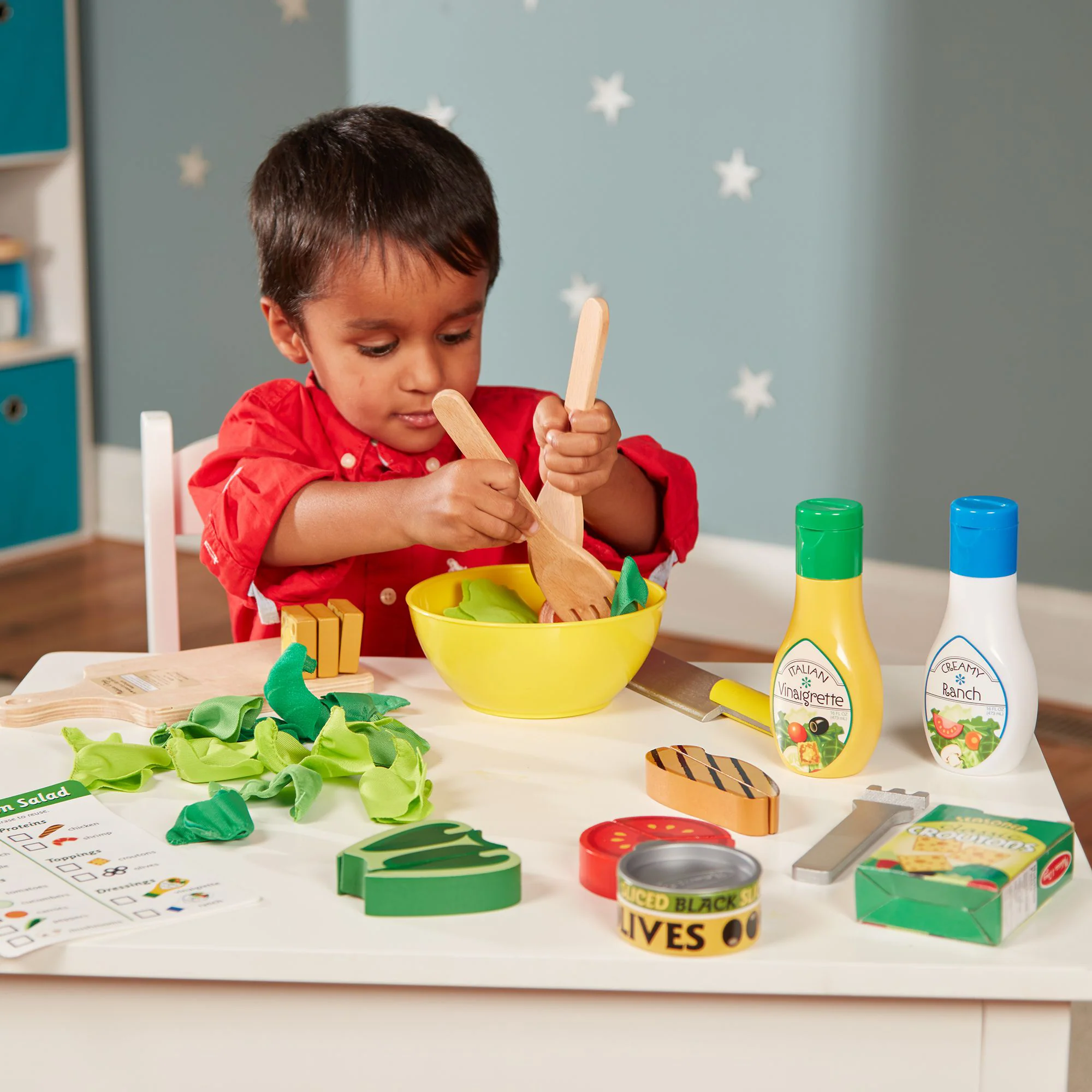 Melissa & Doug 52-Piece Slice & Toss Salad Playset - Image 4