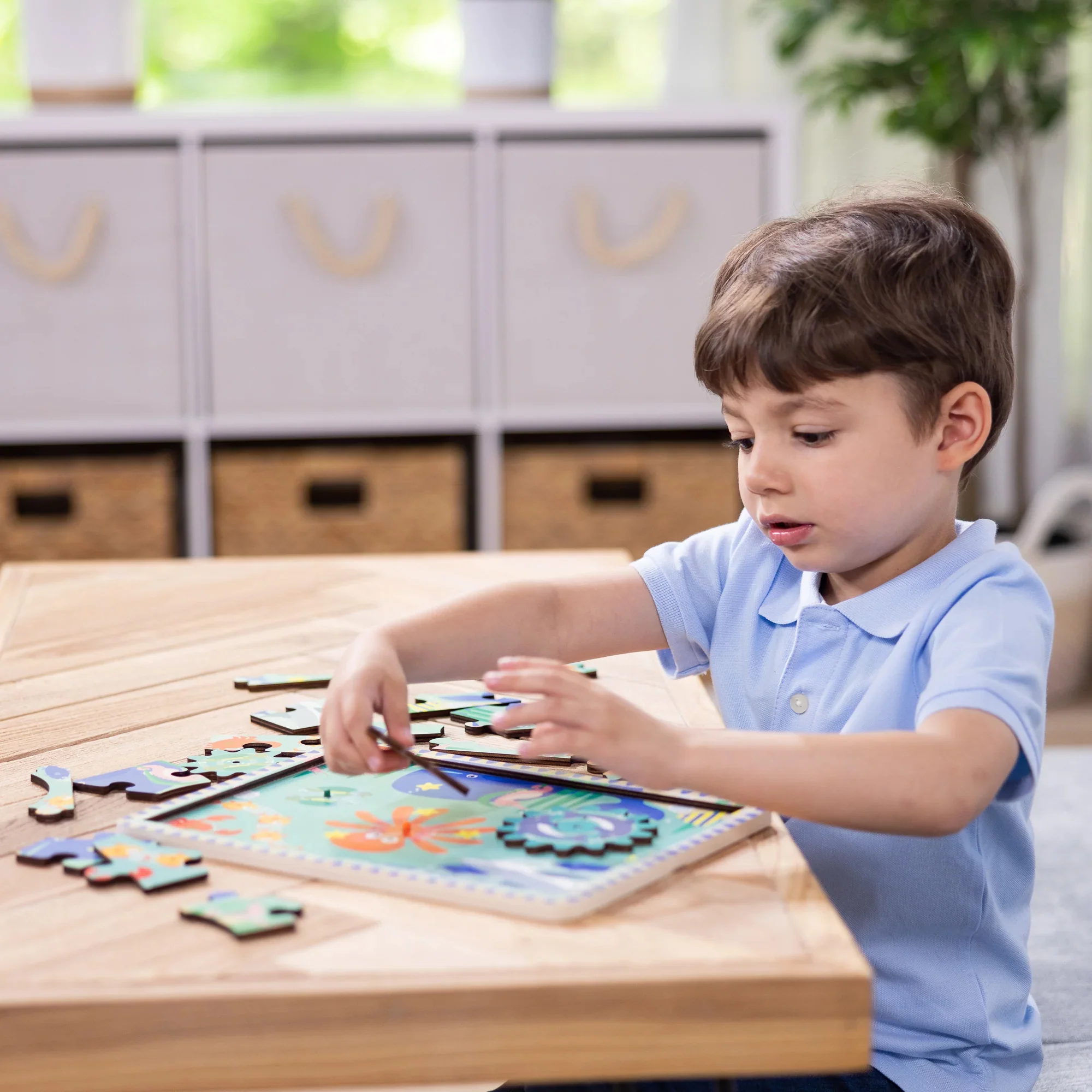 Melissa & Doug Underwater Adventure Wooden Gear Puzzle - Ocean Theme - Image 5
