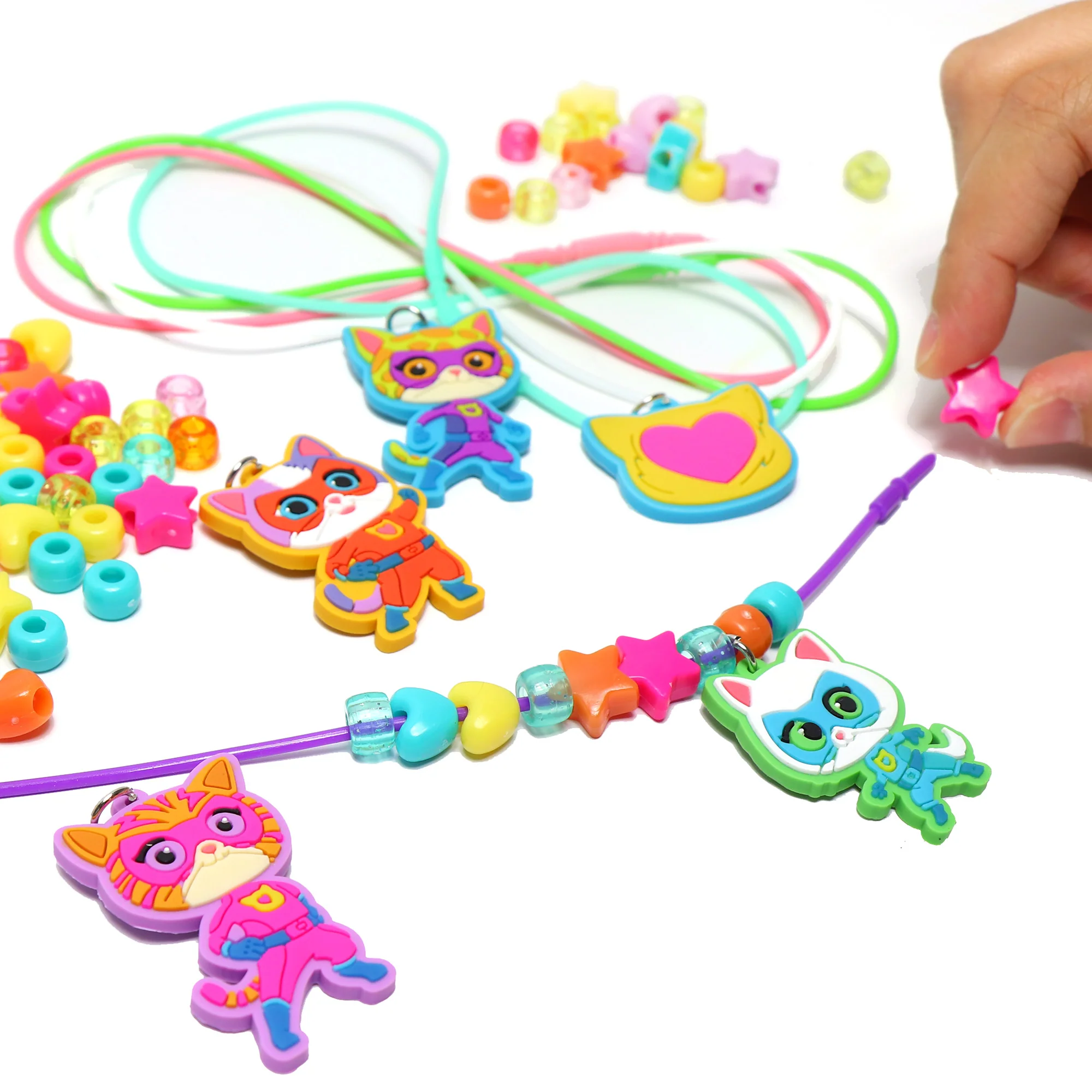 Super Kitties Bead & Charm Necklace Activity Set – 161 Pieces - Image 4