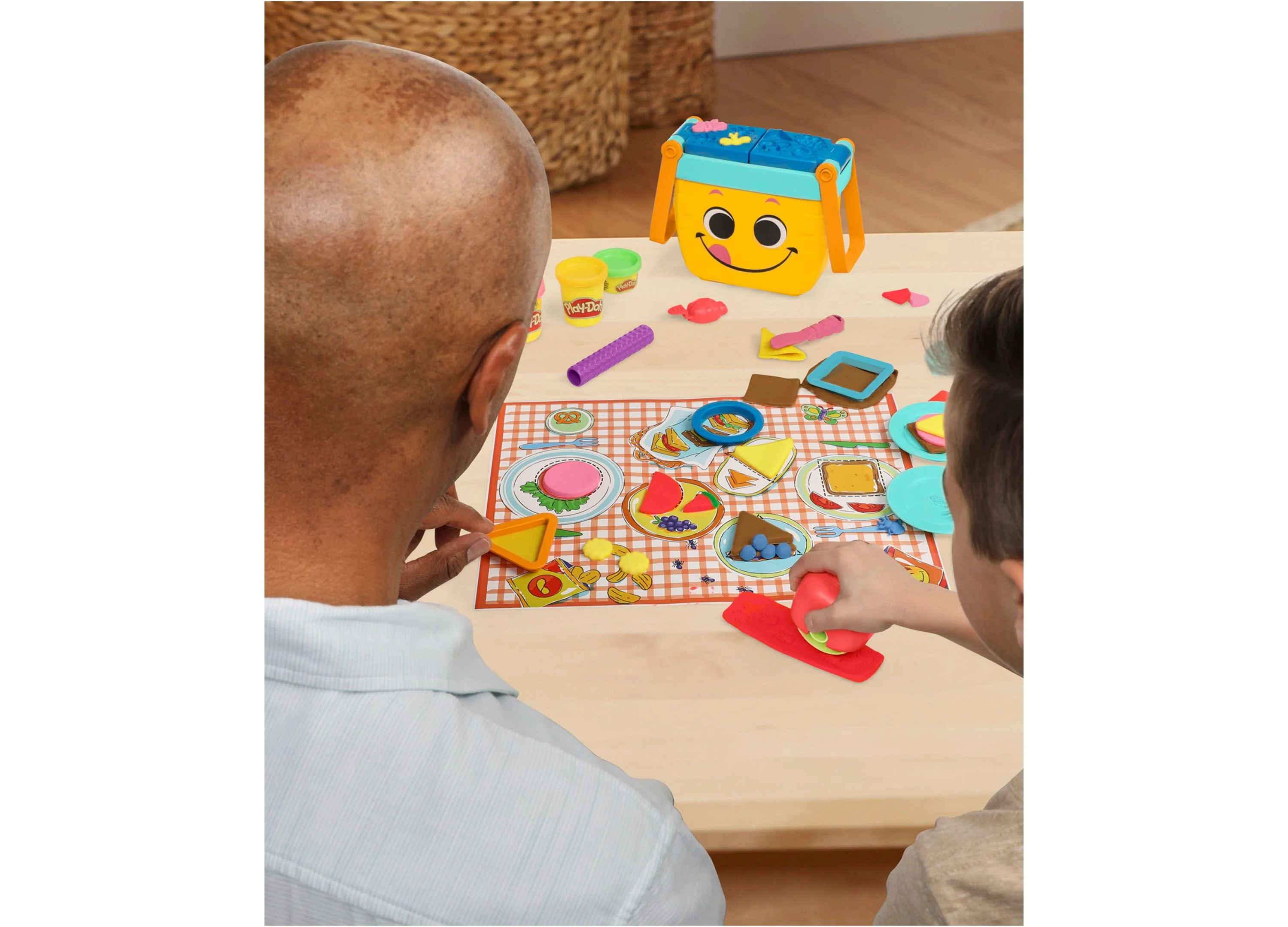 Play-Doh Picnic Shapes Starter Set - Creative Sculpting Fun - Image 5