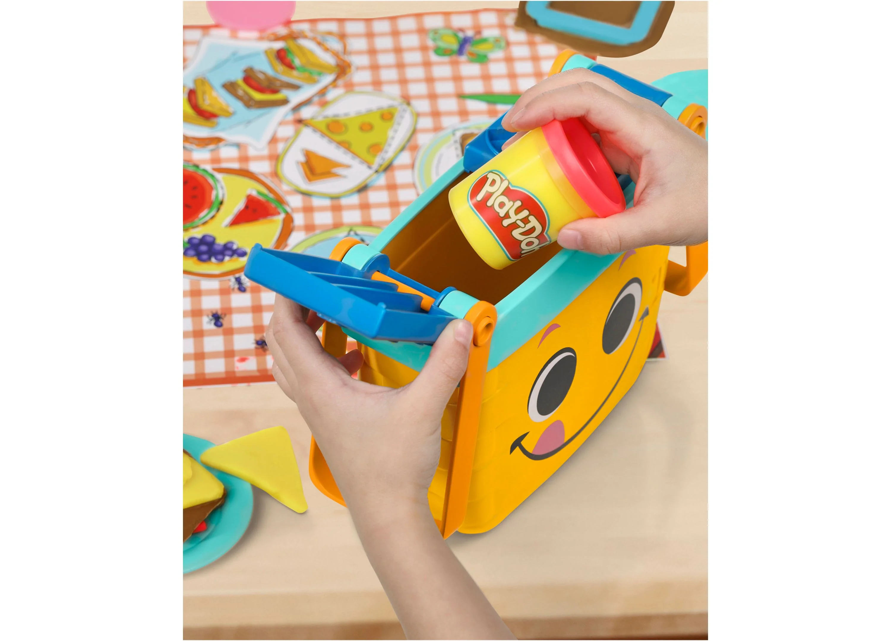 Play-Doh Picnic Shapes Starter Set - Creative Sculpting Fun - Image 6