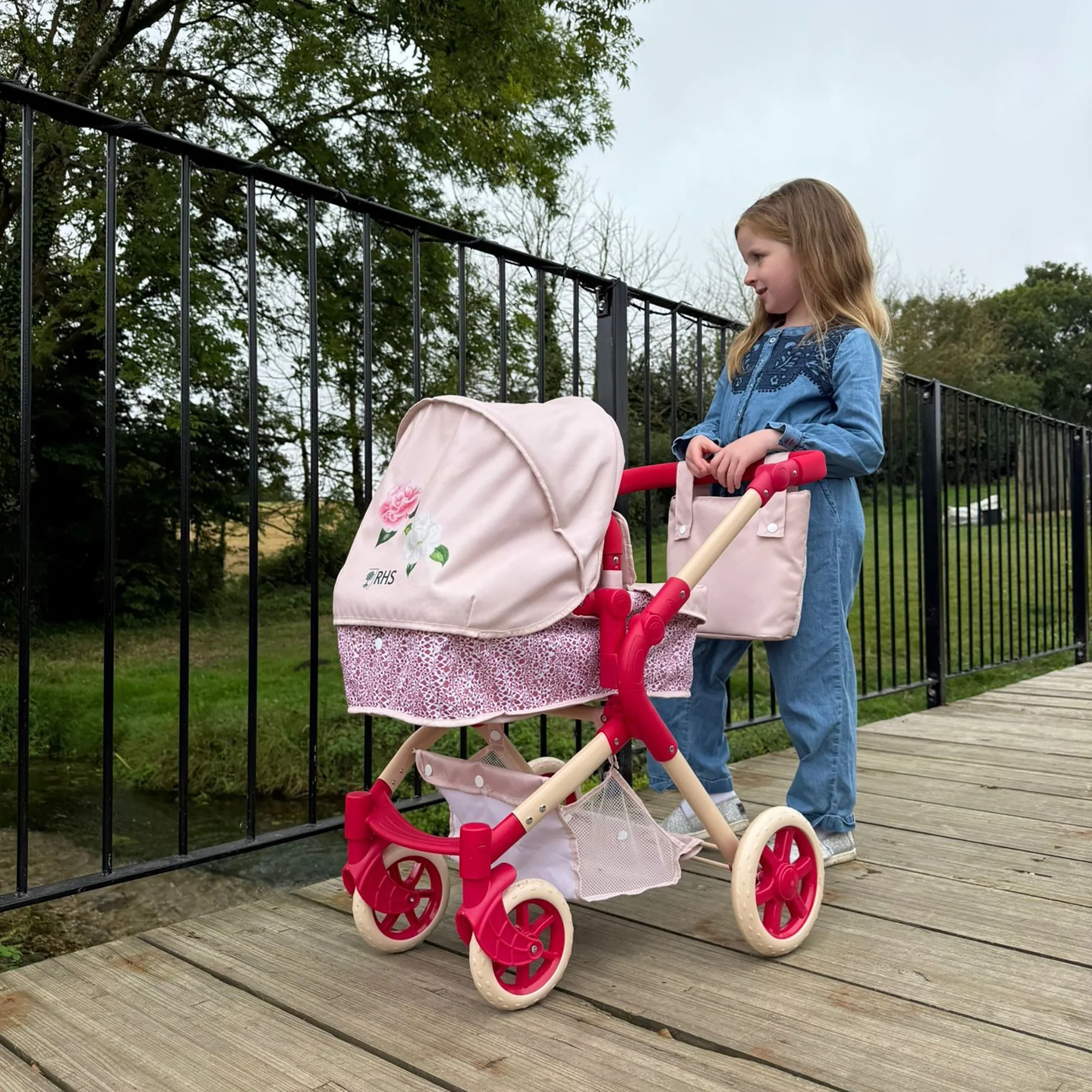 Roma RHS Flora Single Doll Pram With Convertible Carry Cot - Image 4