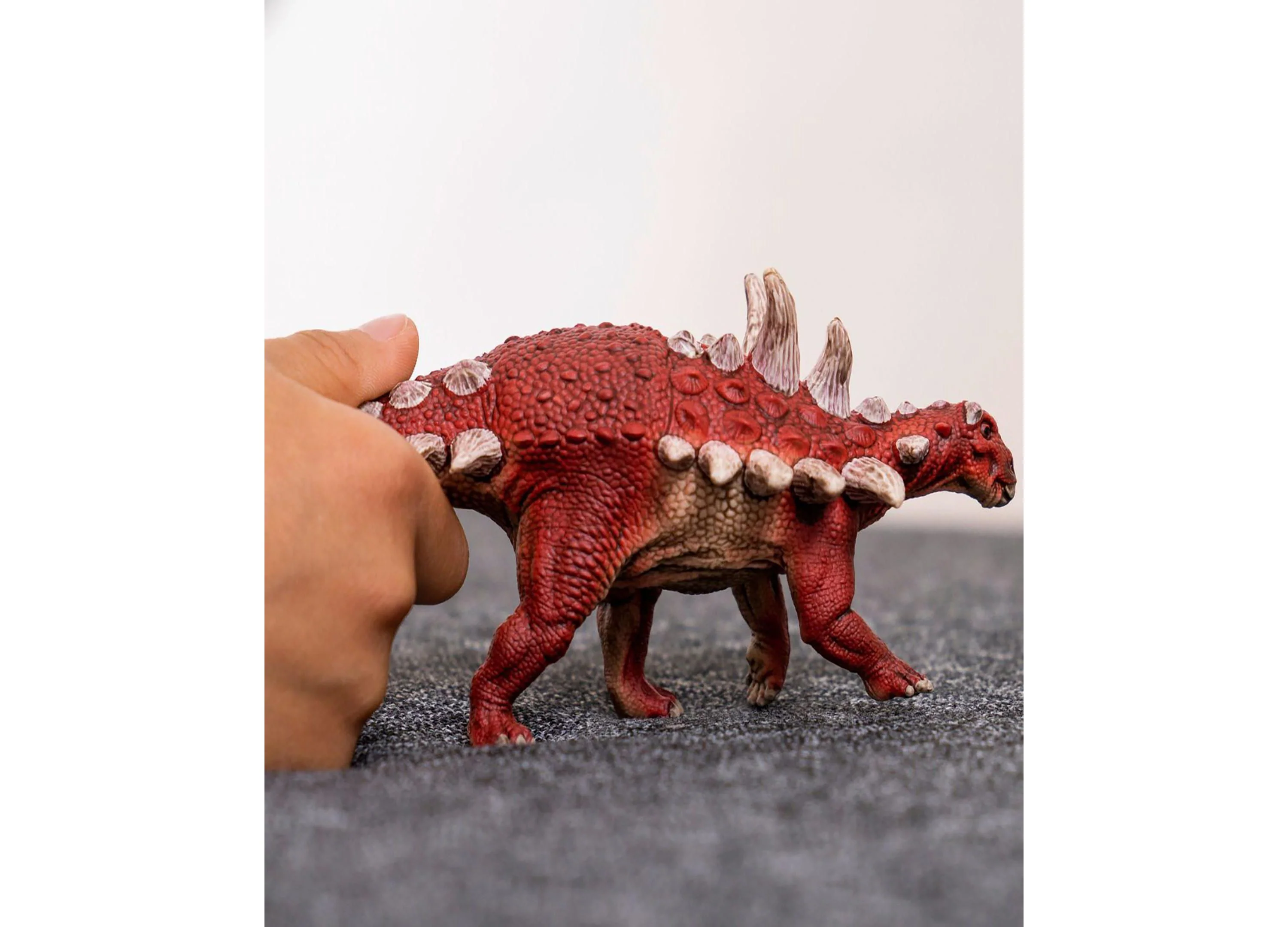 Schleich Dinosaurs Gastonia 7.1 inch Dinosaur Action Figure - Image 6