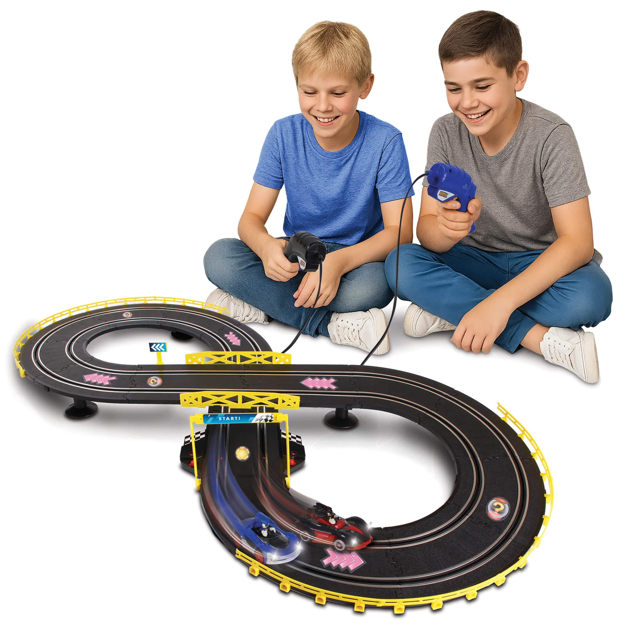 NKOK Sonic Crossworlds Slot Car Race Set With Sonic & Shadow - Image 4