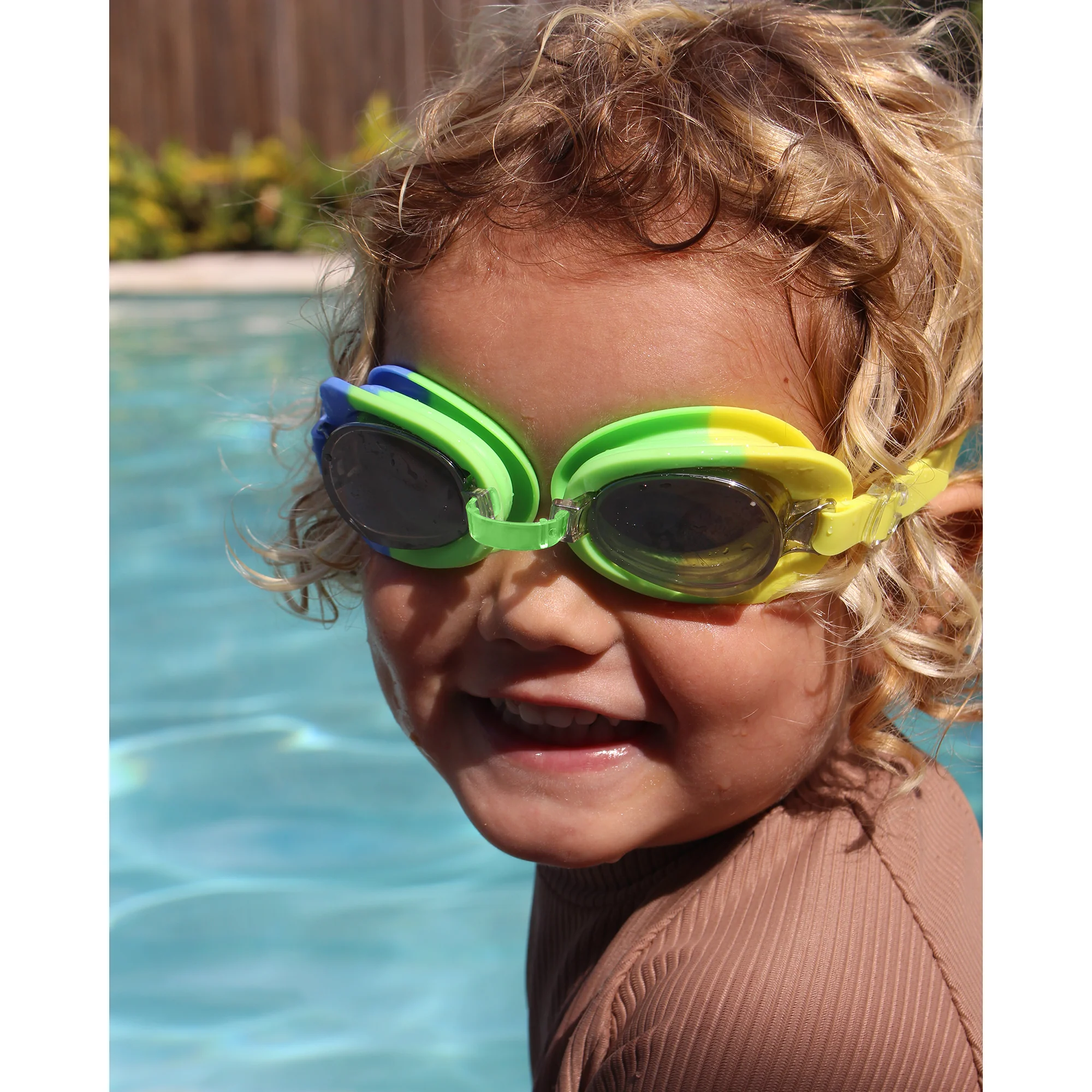 Sunnylife Eli The Elephant Kids Swimming Goggles With UV Protection - Image 3